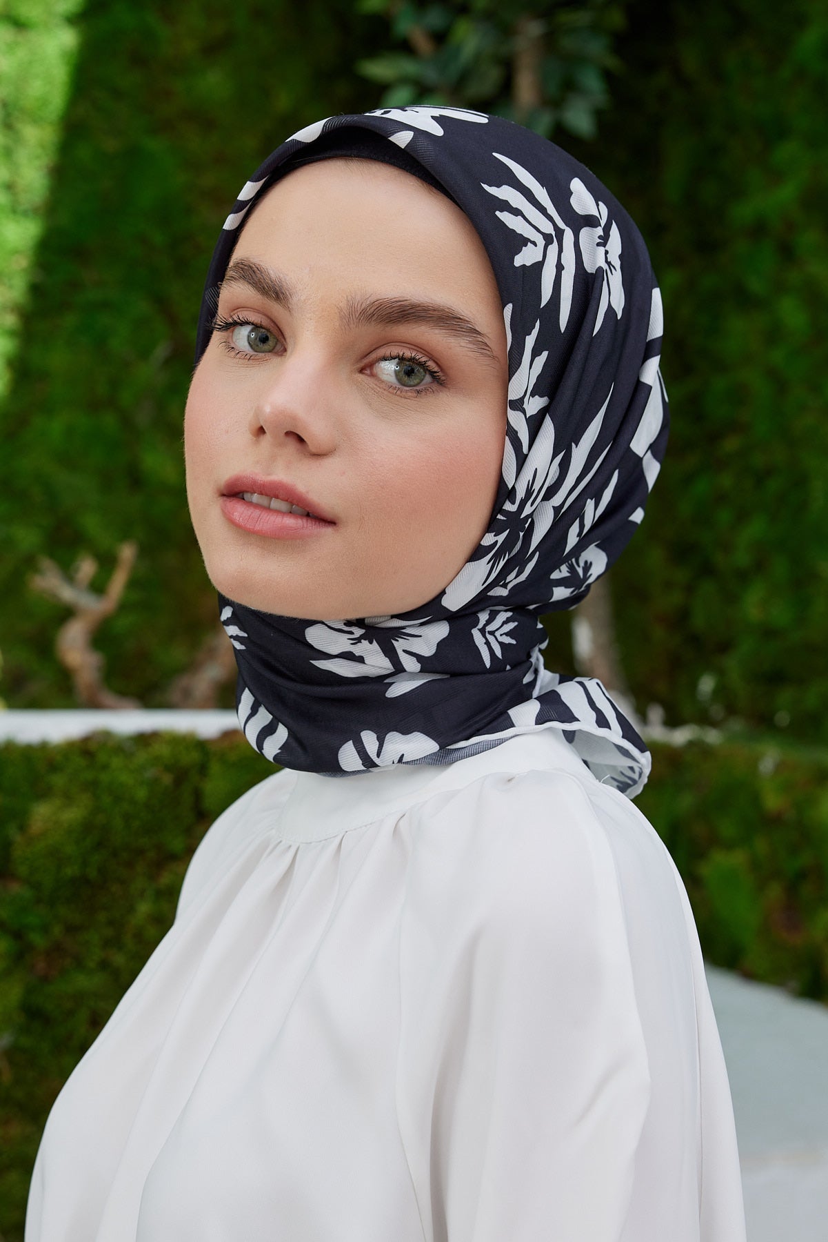 Tesettür Giyim - Pro Line Lavinia Desen Eşarp - Siyah - Beyaz - Emproyal