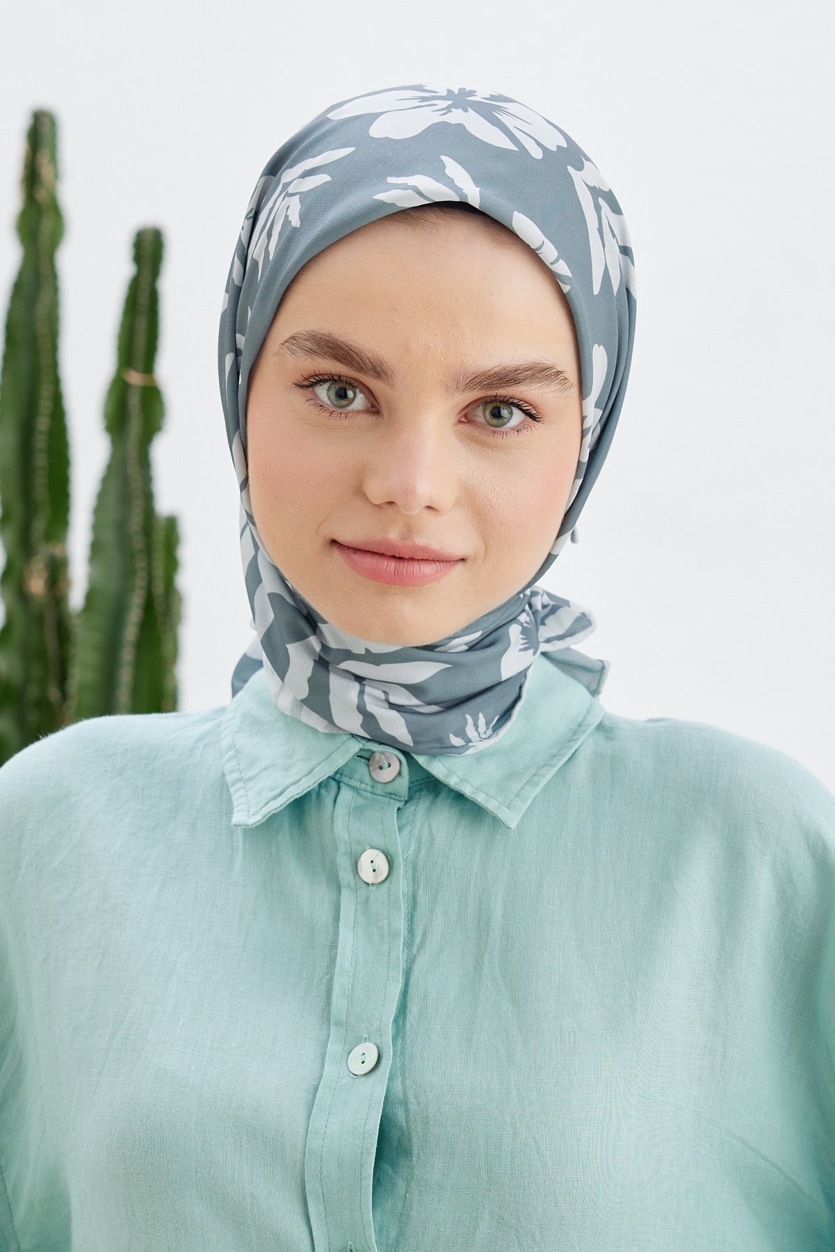 Tesettür Giyim - Pro Line Lavinia Desen Eşarp - Gri - Emproyal