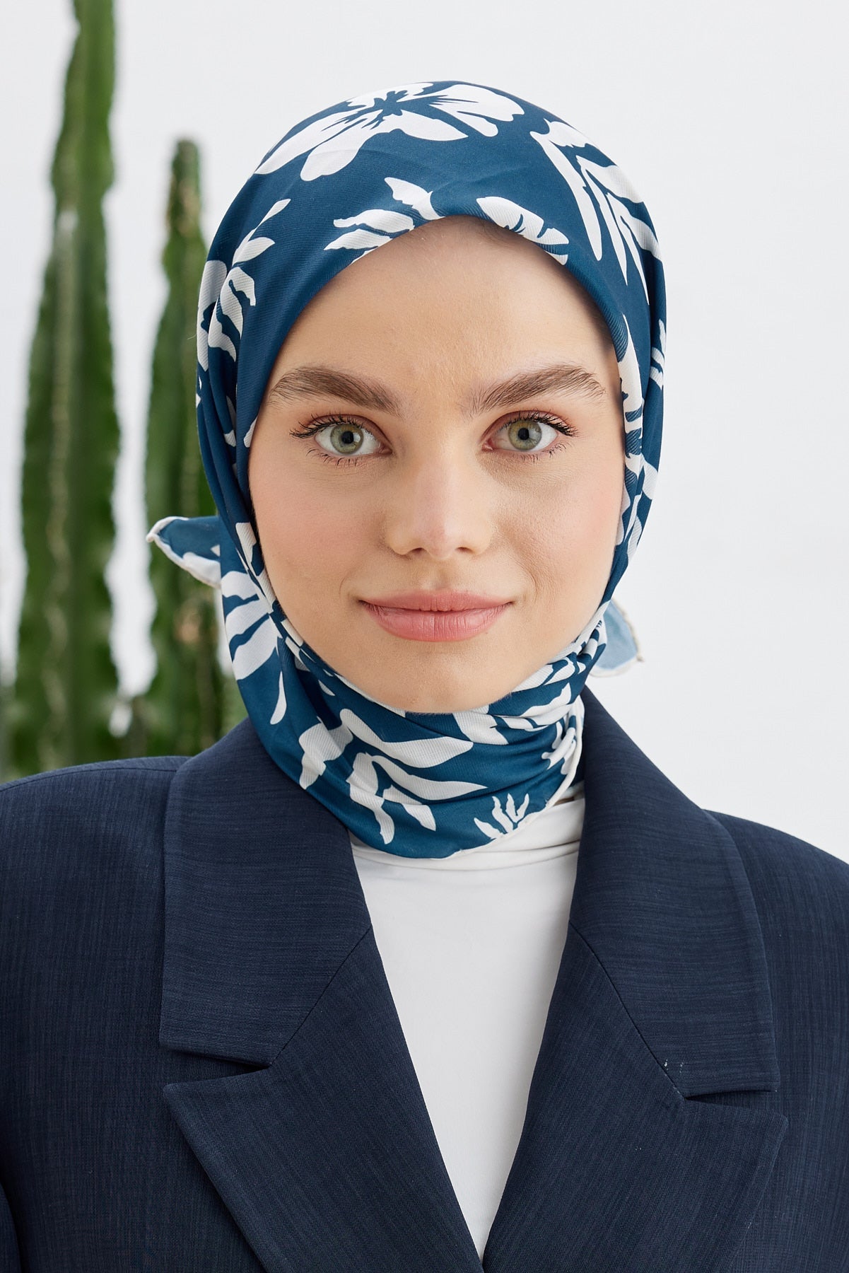 Tesettür Giyim - Pro Line Lavinia Desen Eşarp - Lacivert - Beyaz - Emproyal