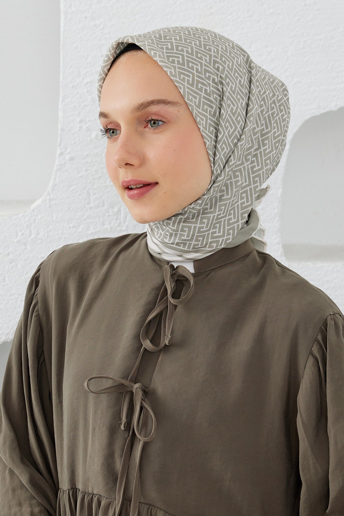 Tesettür Giyim - Pro Line Paradise Desen Eşarp - Gri - Emproyal