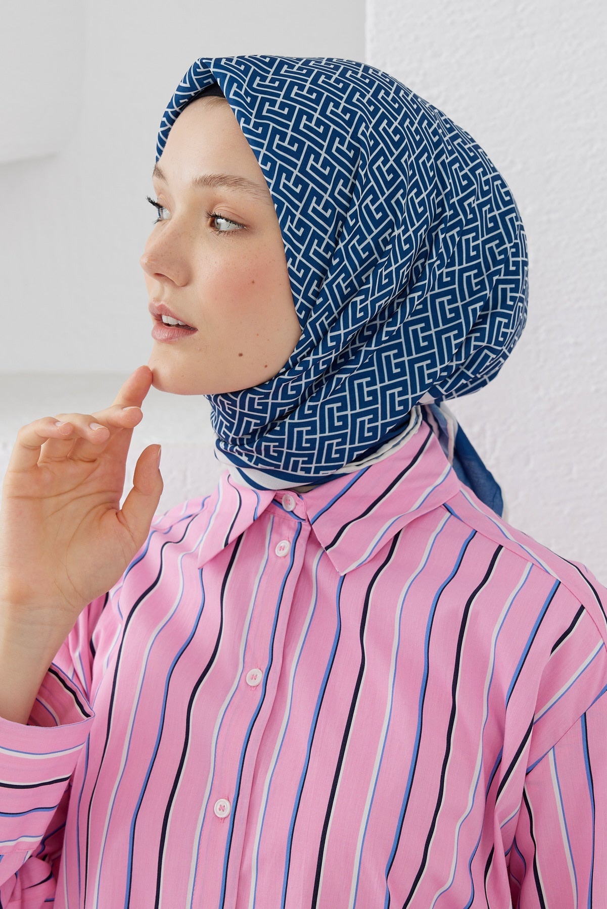 Tesettür Giyim - Pro Line Paradise Desen Eşarp - Lacivert - Emproyal