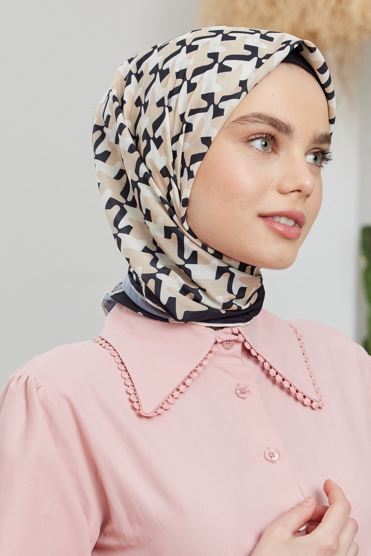 Tesettür Giyim - Pro Line Star Desen Eşarp - Camel - Siyah - Emproyal