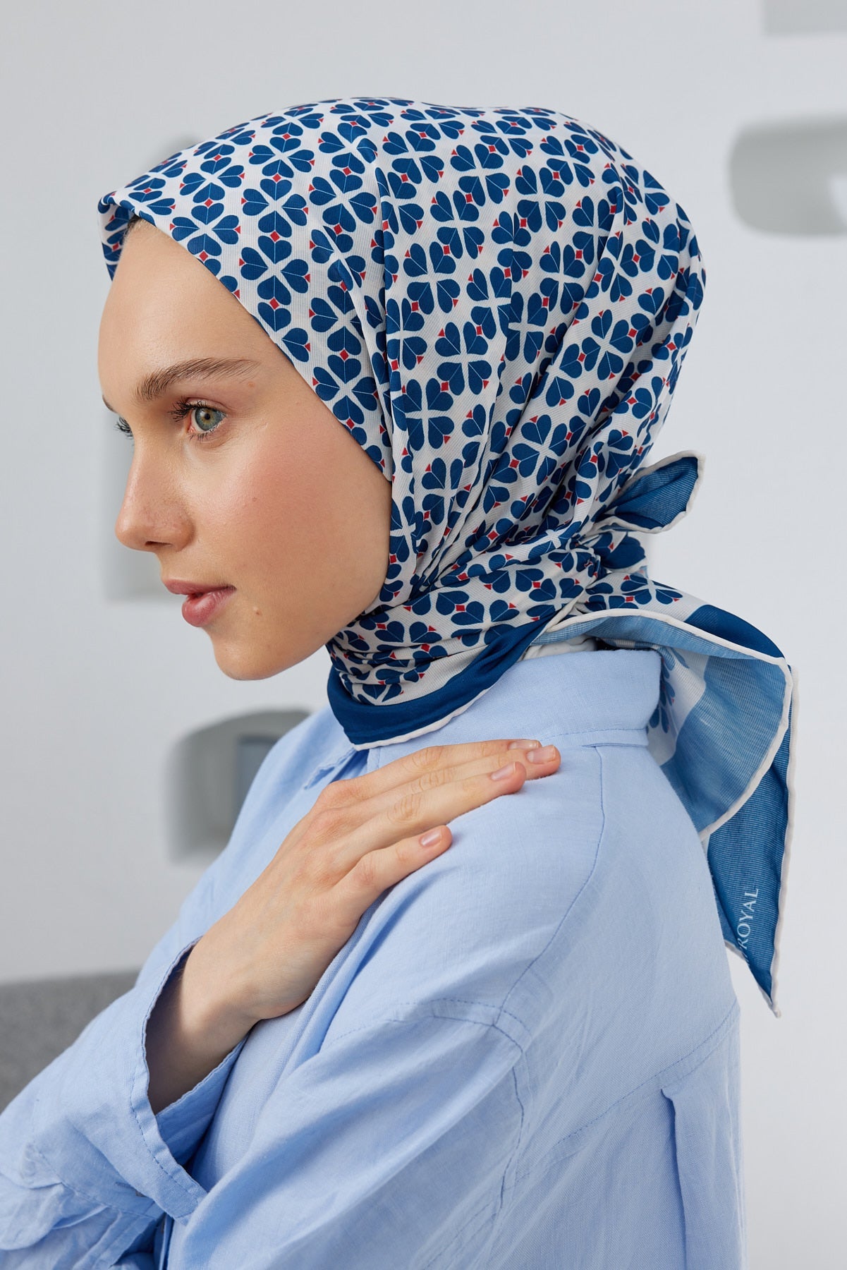 Tesettür Giyim - Pro Line Yonca Desen Eşarp - Lacivert - Beyaz - Emproyal