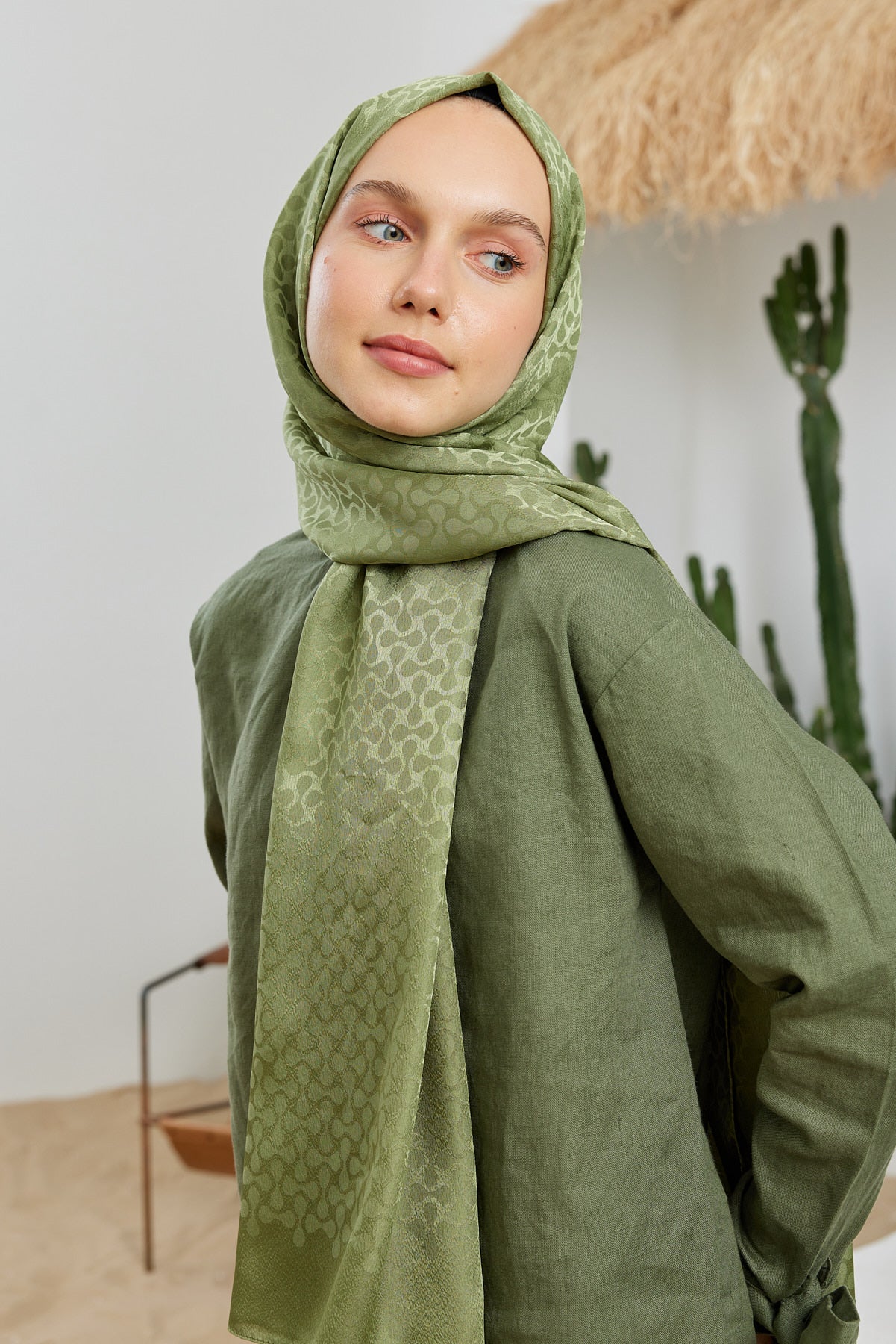 Tesettür Giyim - Jakar Janjan Koza Desen Şal - Açık Yeşil - Emproyal