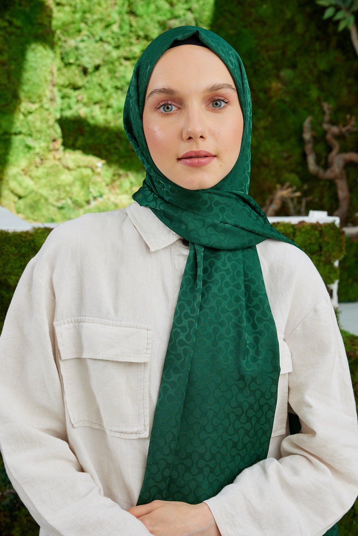 Tesettür Giyim - Jakar Janjan Koza Desen Şal - Zümrüt - Emproyal