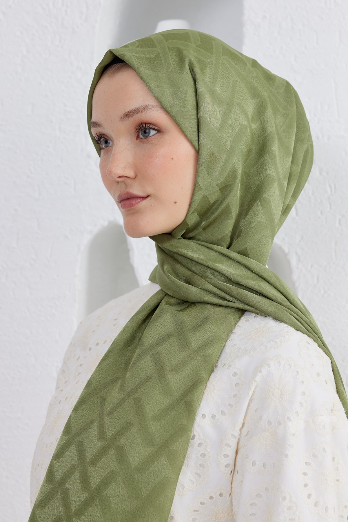 Tesettür Giyim - Jakar Janjan Line Desen Şal - Haki - Emproyal