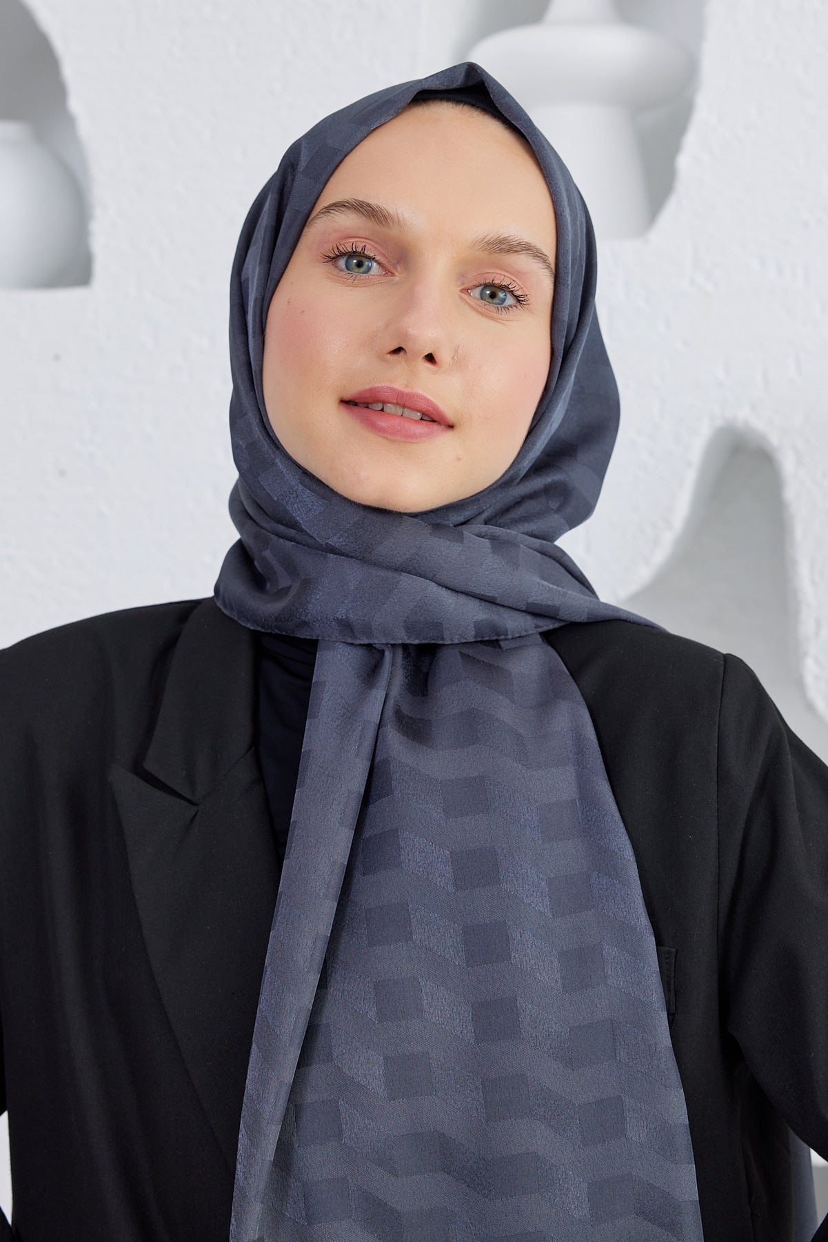 Tesettür Giyim - Jakar Janjan Mila Desen Şal - Antrasit - Emproyal