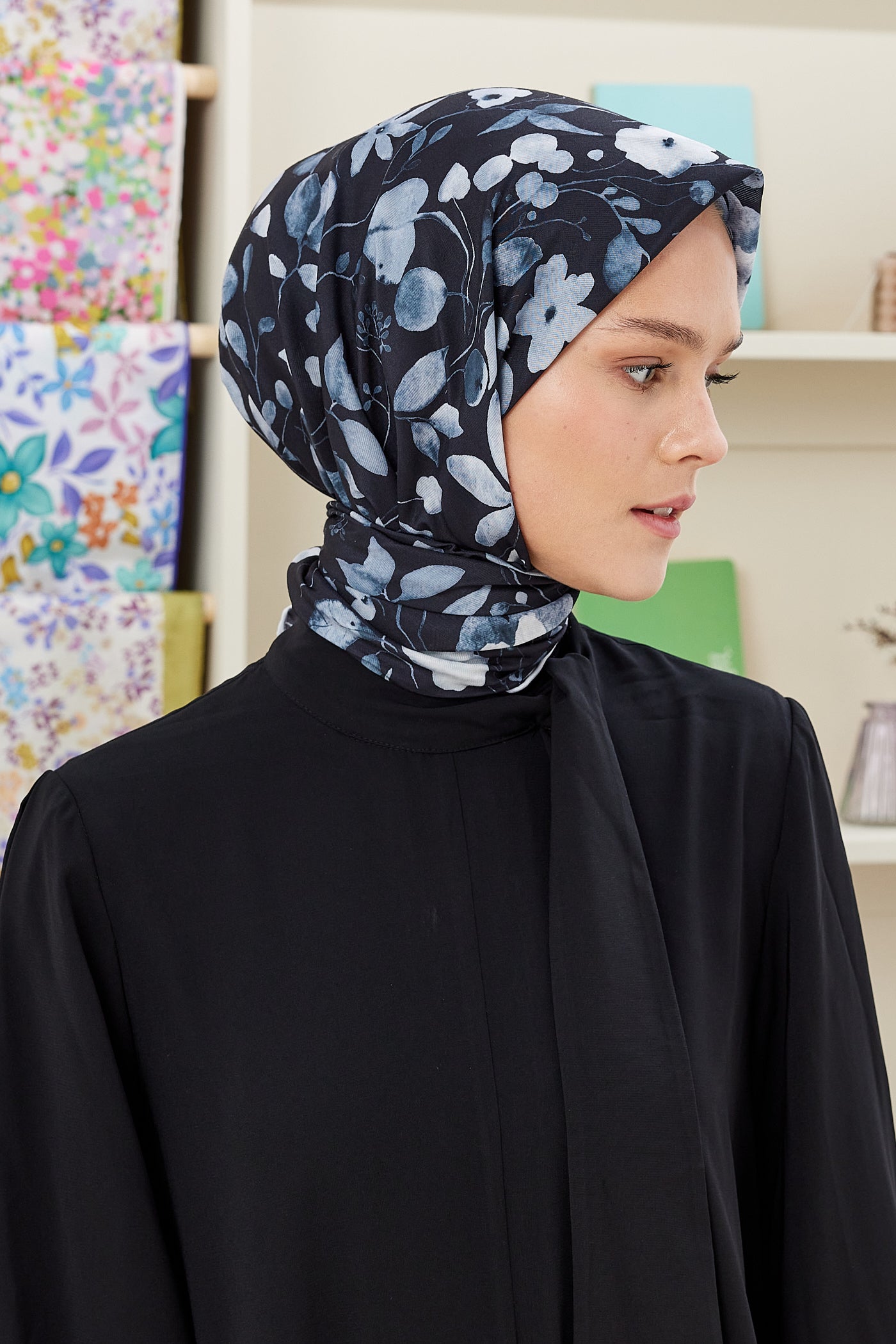 Tesettür Giyim - Pro Line Mimosa Desen Eşarp - Beyaz - Siyah - Emproyal