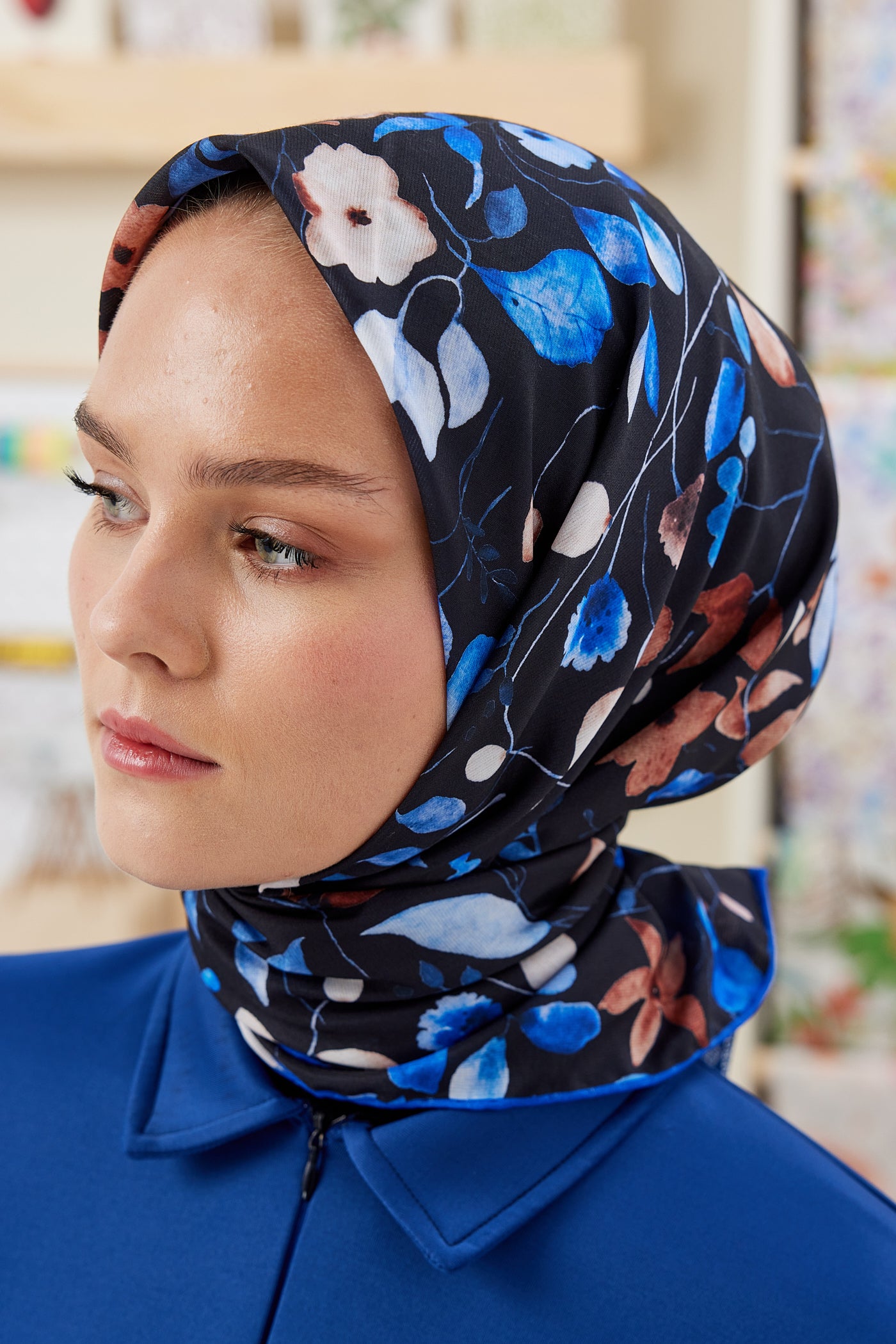 Tesettür Giyim - Pro Line Mimosa Desen Eşarp - Siyah - Saks - Emproyal