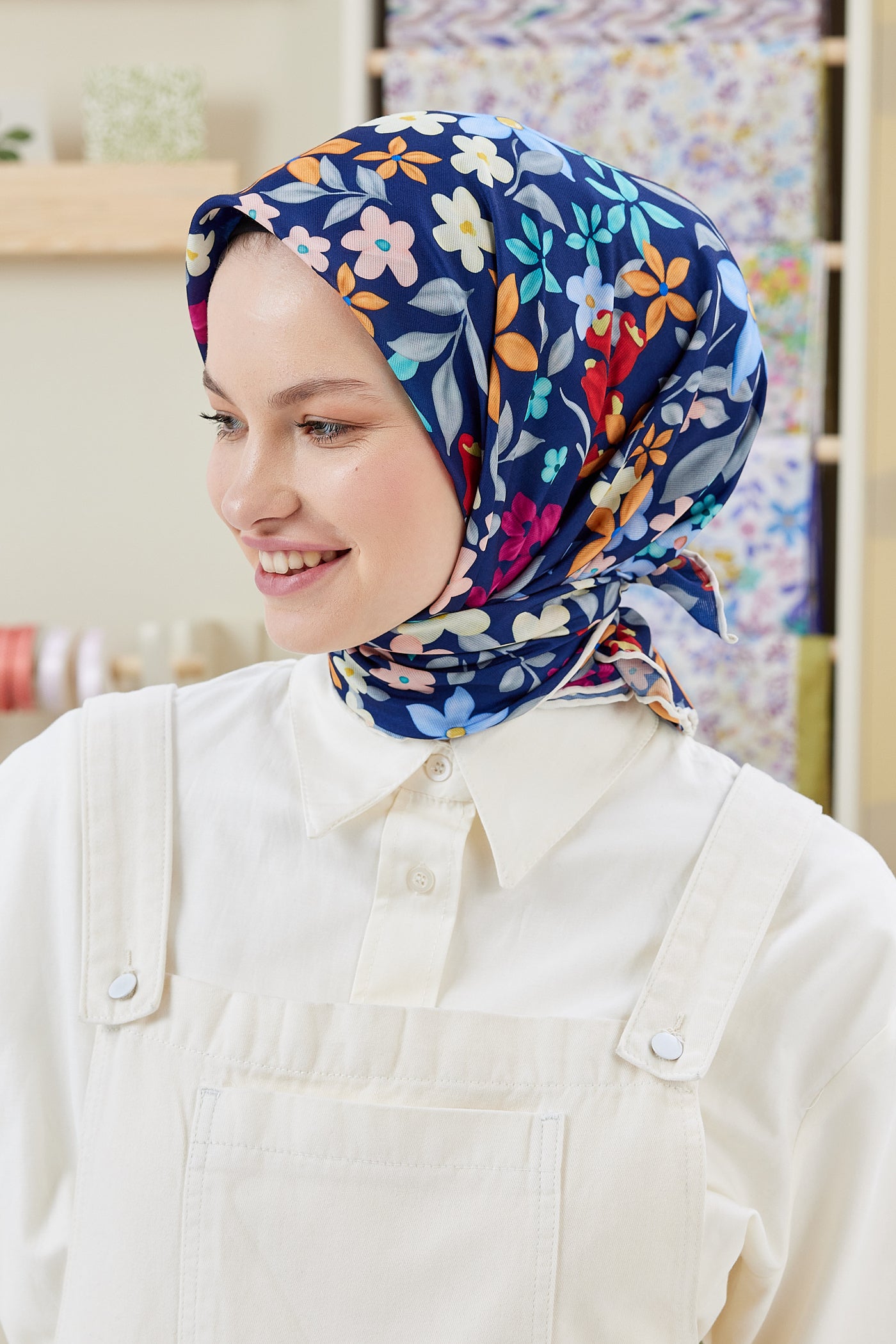 Tesettür Giyim - Pro Line Florie Desen Eşarp - Lacivert - Krem - Emproyal