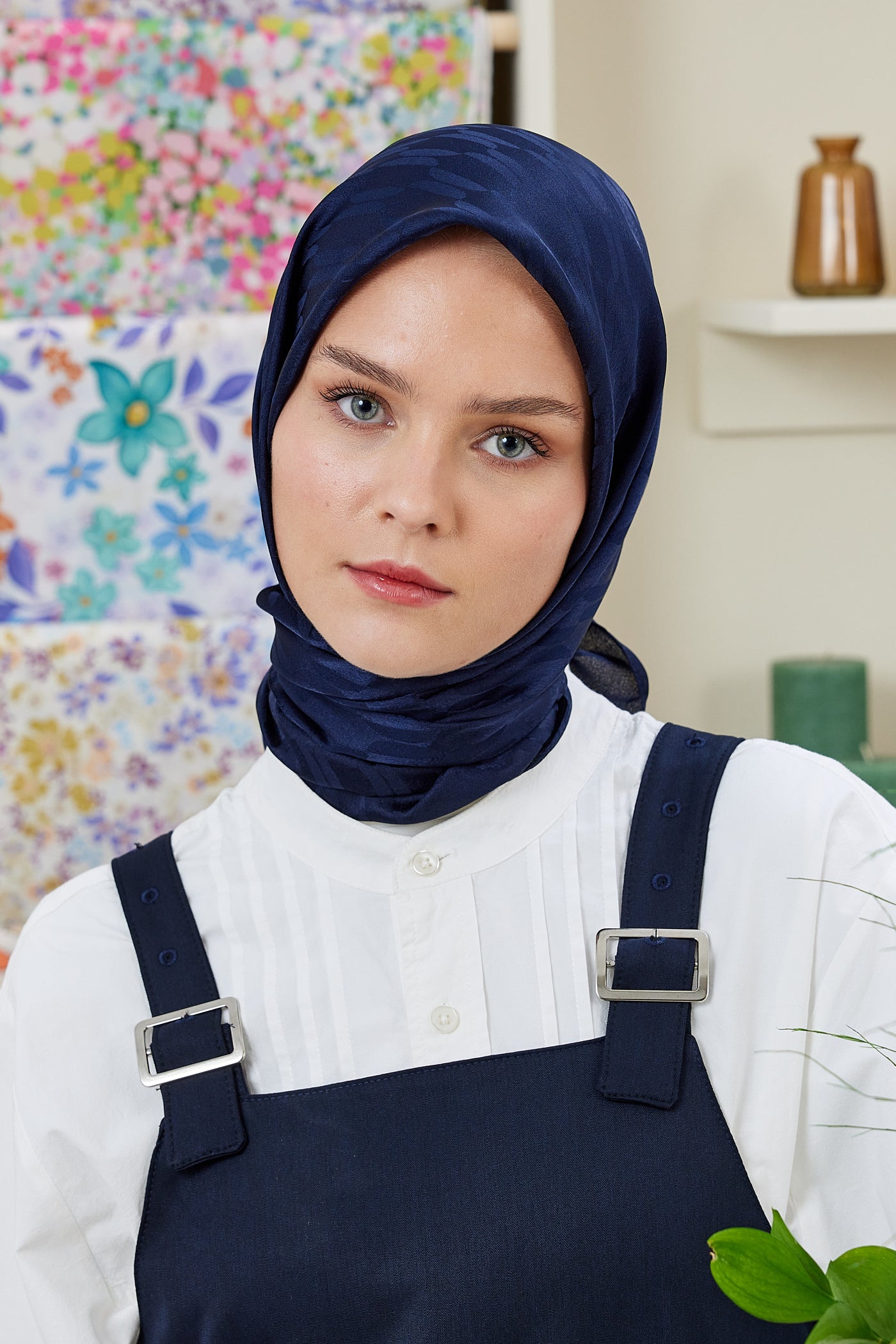 Tesettür Giyim - Jakar Janjan Zincir Desen Eşarp - Saks - Mavi - Emproyal