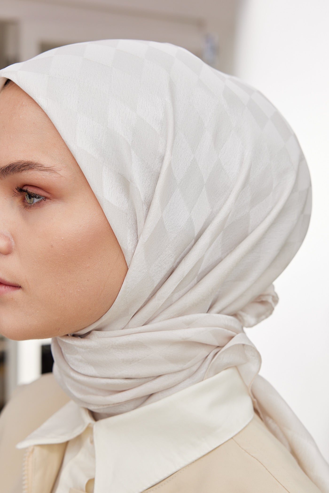 Tesettür Giyim - Jakar Janjan Dama Desen Eşarp - Taş - Emproyal