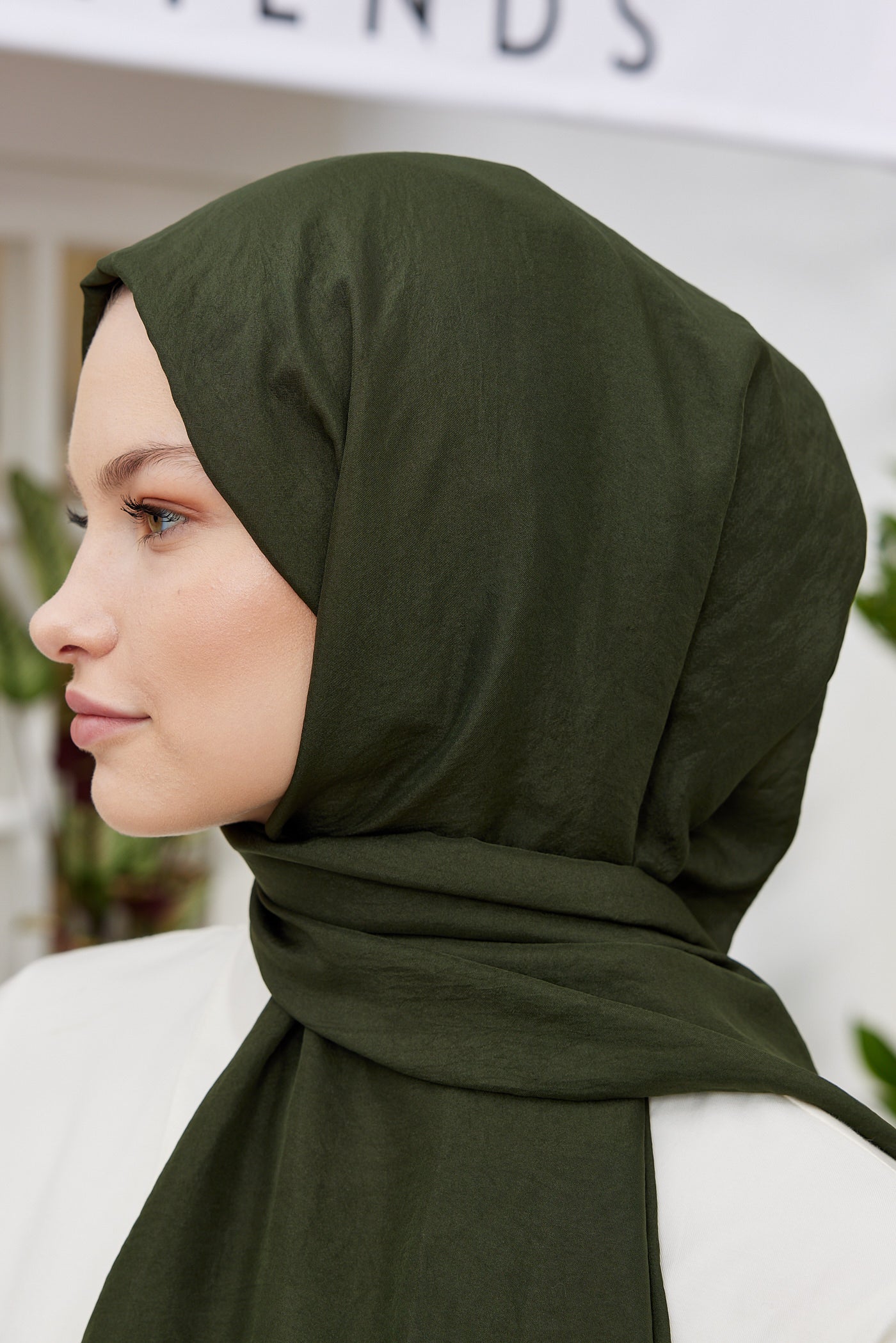 Tesettür Giyim - Elisa Vual Şal - Asker Yeşili - Emproyal