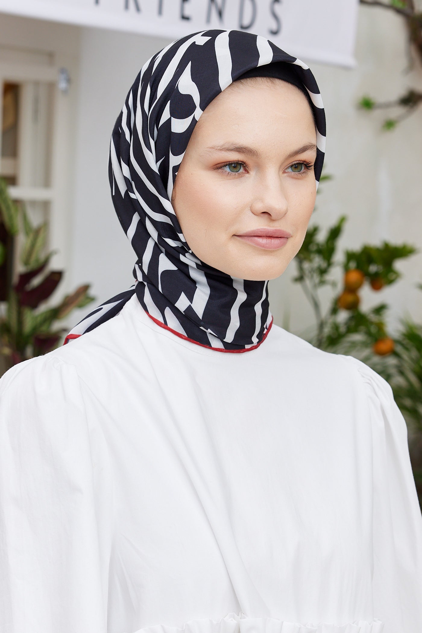 Tesettür Giyim - Pro Line Zebra Desen Eşarp - Siyah - Beyaz - Emproyal