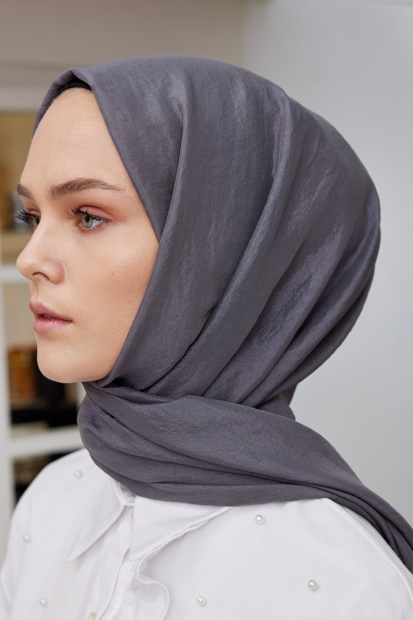 Tesettür Giyim - Elisa Vual Şal - Füme - Emproyal