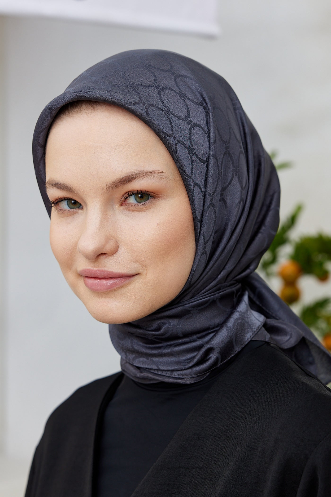 Tesettür Giyim - Jakar Janjan Halka Desen Eşarp - Füme - Emproyal