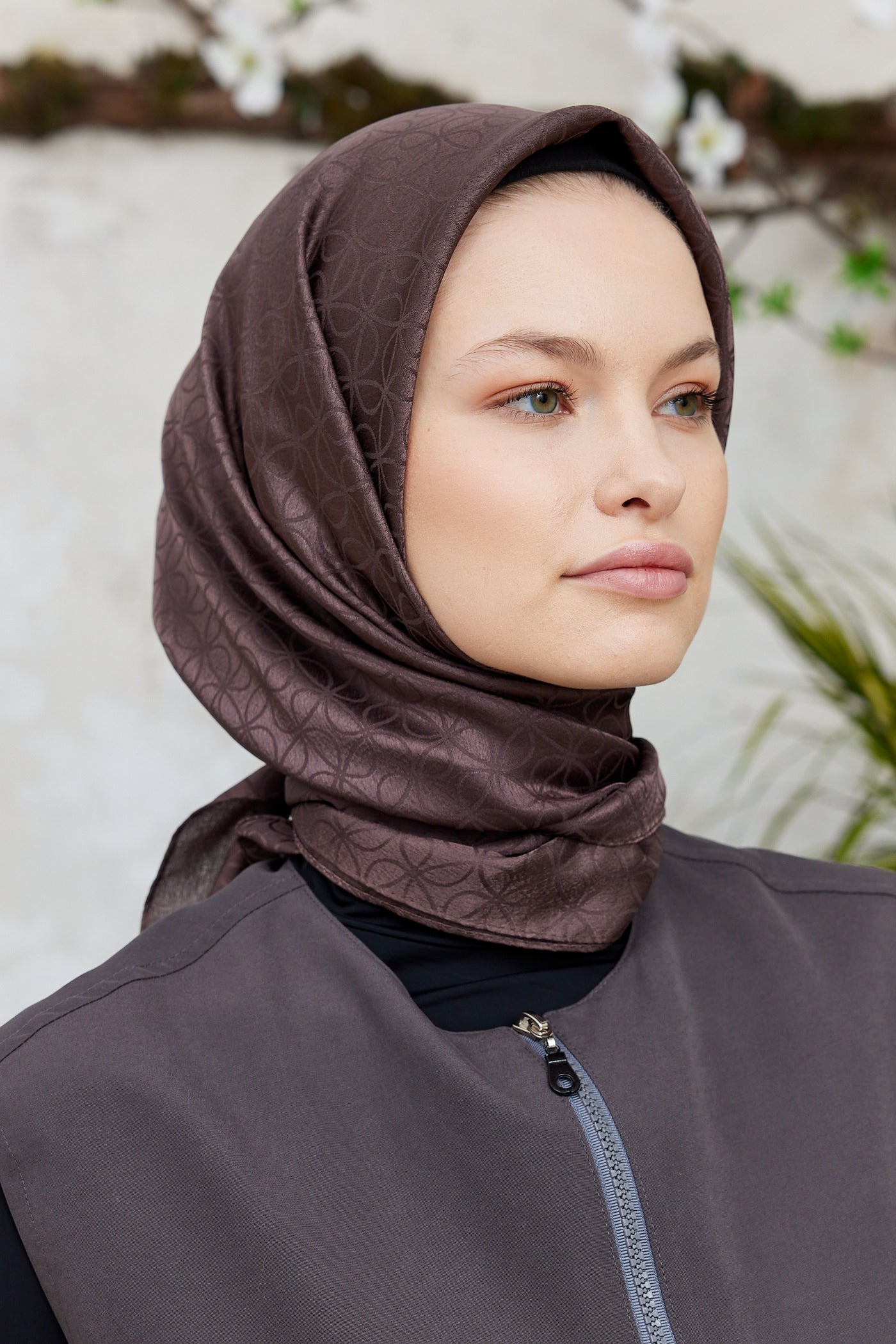 Tesettür Giyim - Jakar Janjan Elips Desen Eşarp - Acı Kahve - Emproyal