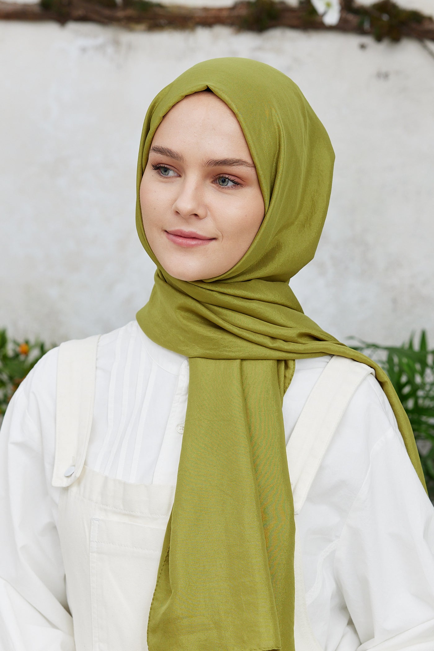 Tesettür Giyim - Elisa Vual Şal - Yağ Yeşili - Emproyal