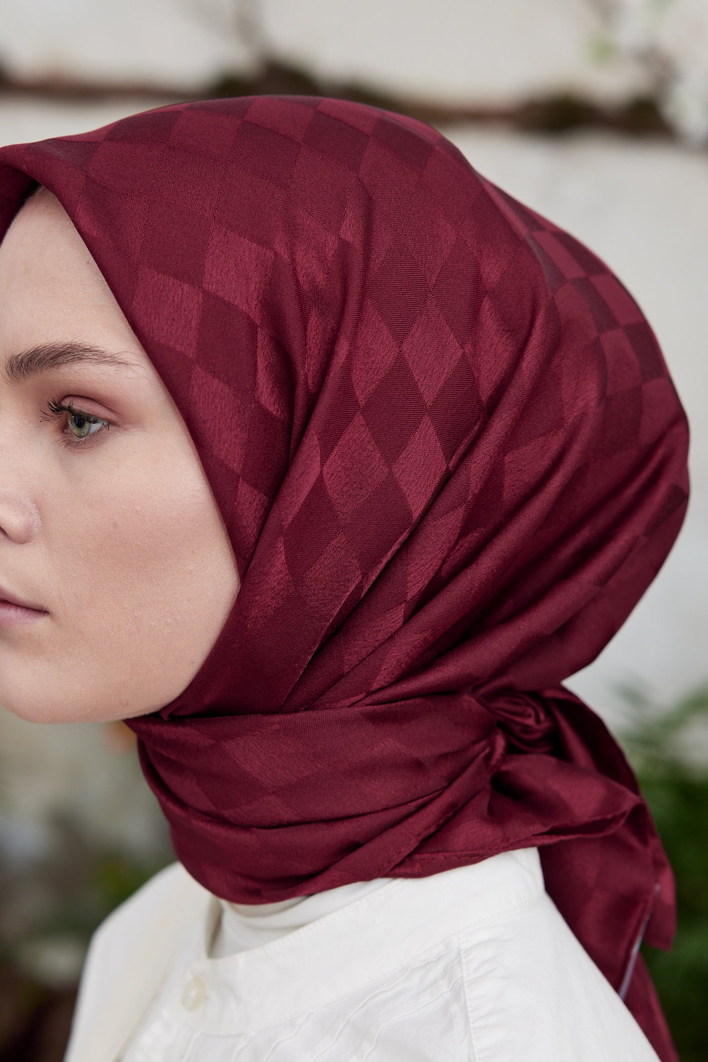 Tesettür Giyim - Jakar Janjan Dama Desen Eşarp - Bordo - Emproyal