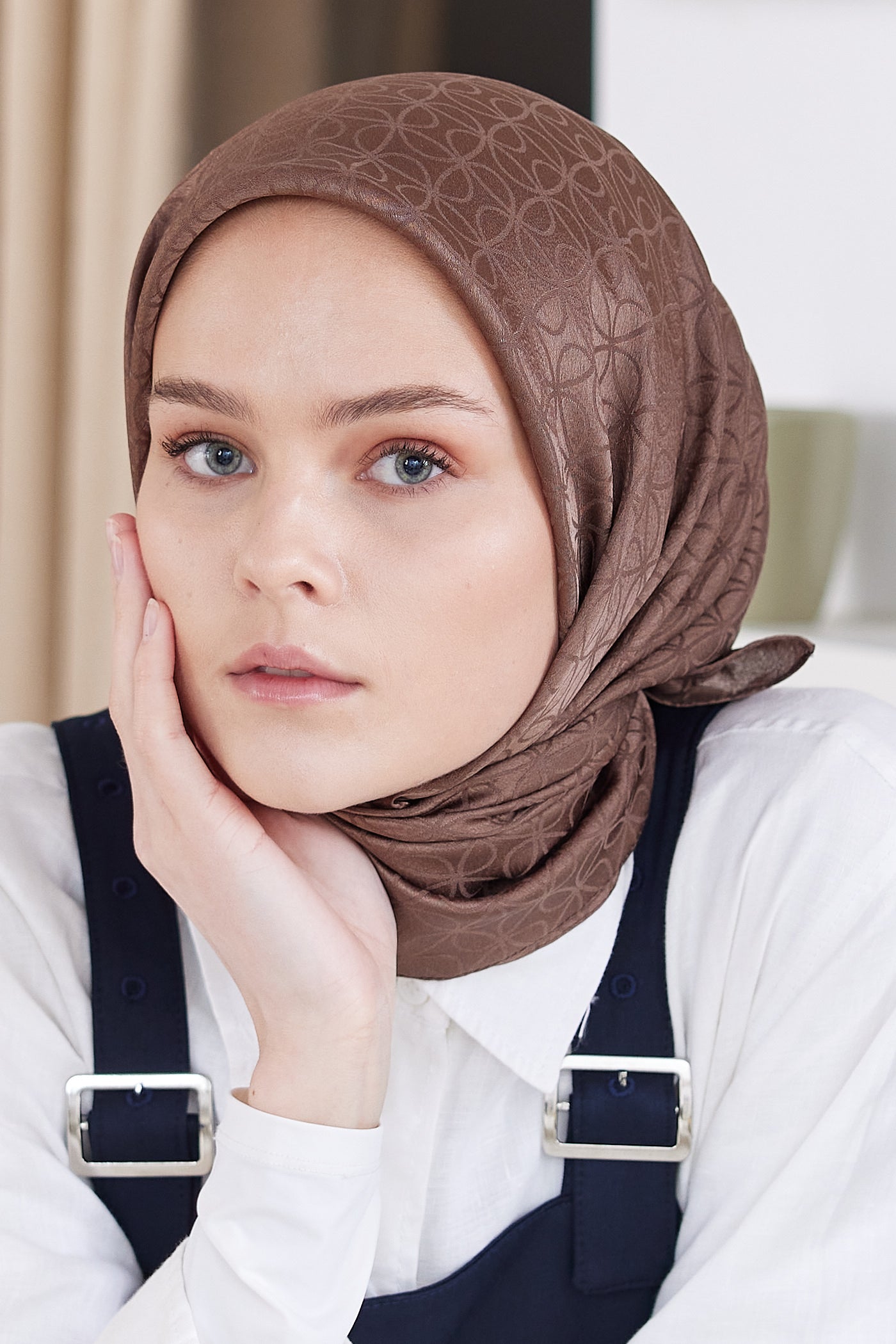 Tesettür Giyim - Jakar Janjan Elips Desen Eşarp - Koyu Kahverengi - Emproyal