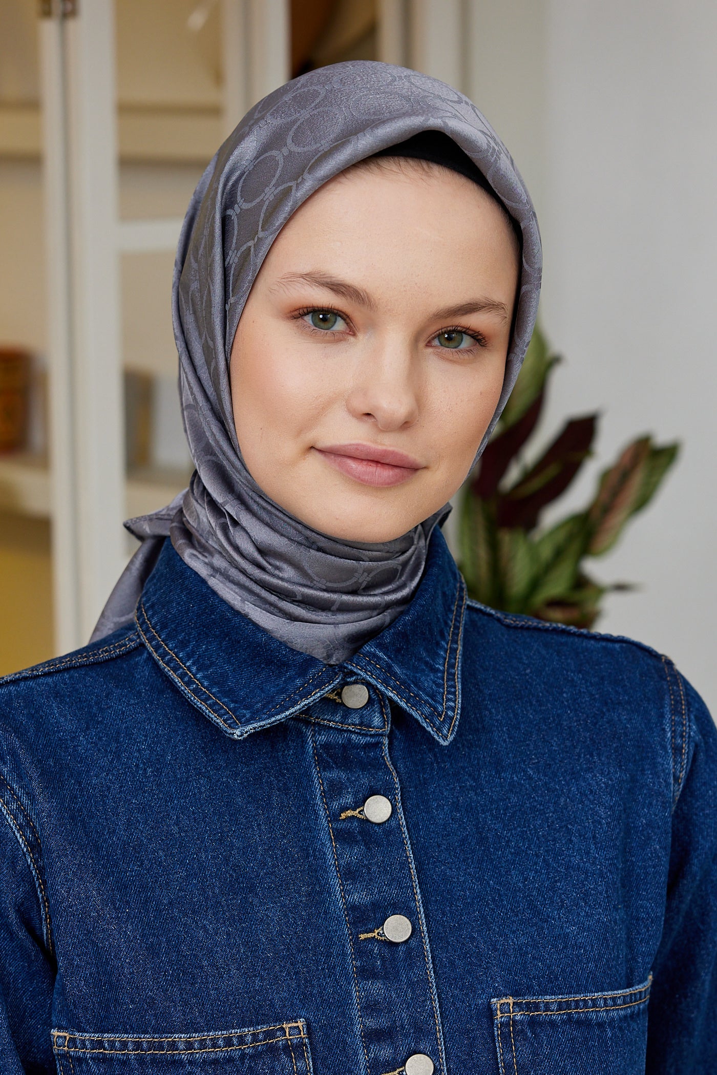 Tesettür Giyim - Jakar Janjan Halka Desen Eşarp - Gri - Emproyal