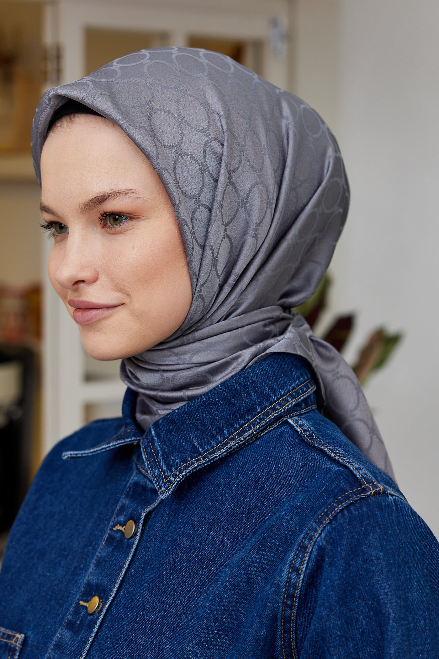 Tesettür Giyim - Jakar Janjan Halka Desen Eşarp - Gri - Emproyal