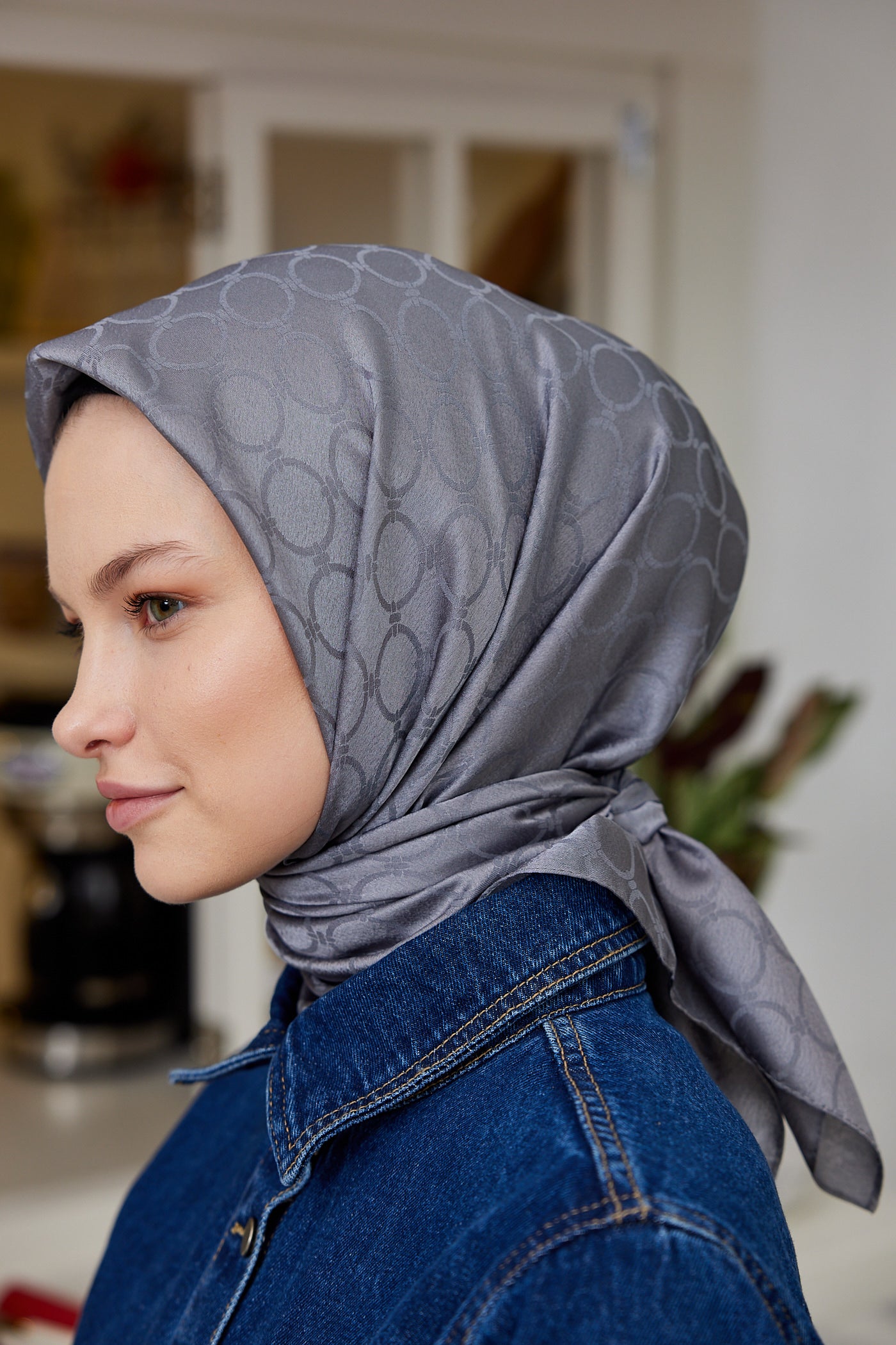 Tesettür Giyim - Jakar Janjan Halka Desen Eşarp - Gri - Emproyal