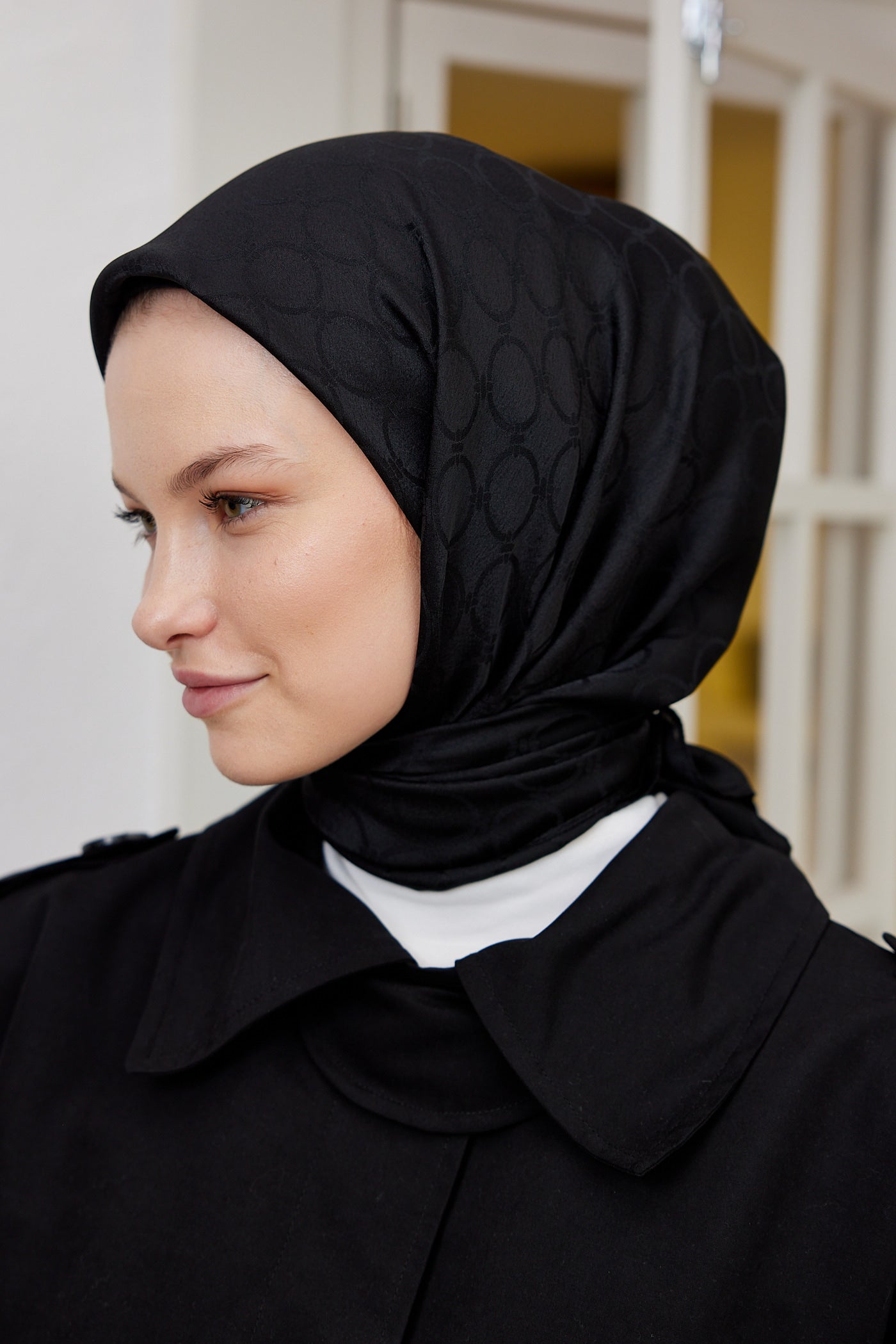 Tesettür Giyim - Jakar Janjan Halka Desen Eşarp - Siyah - Emproyal