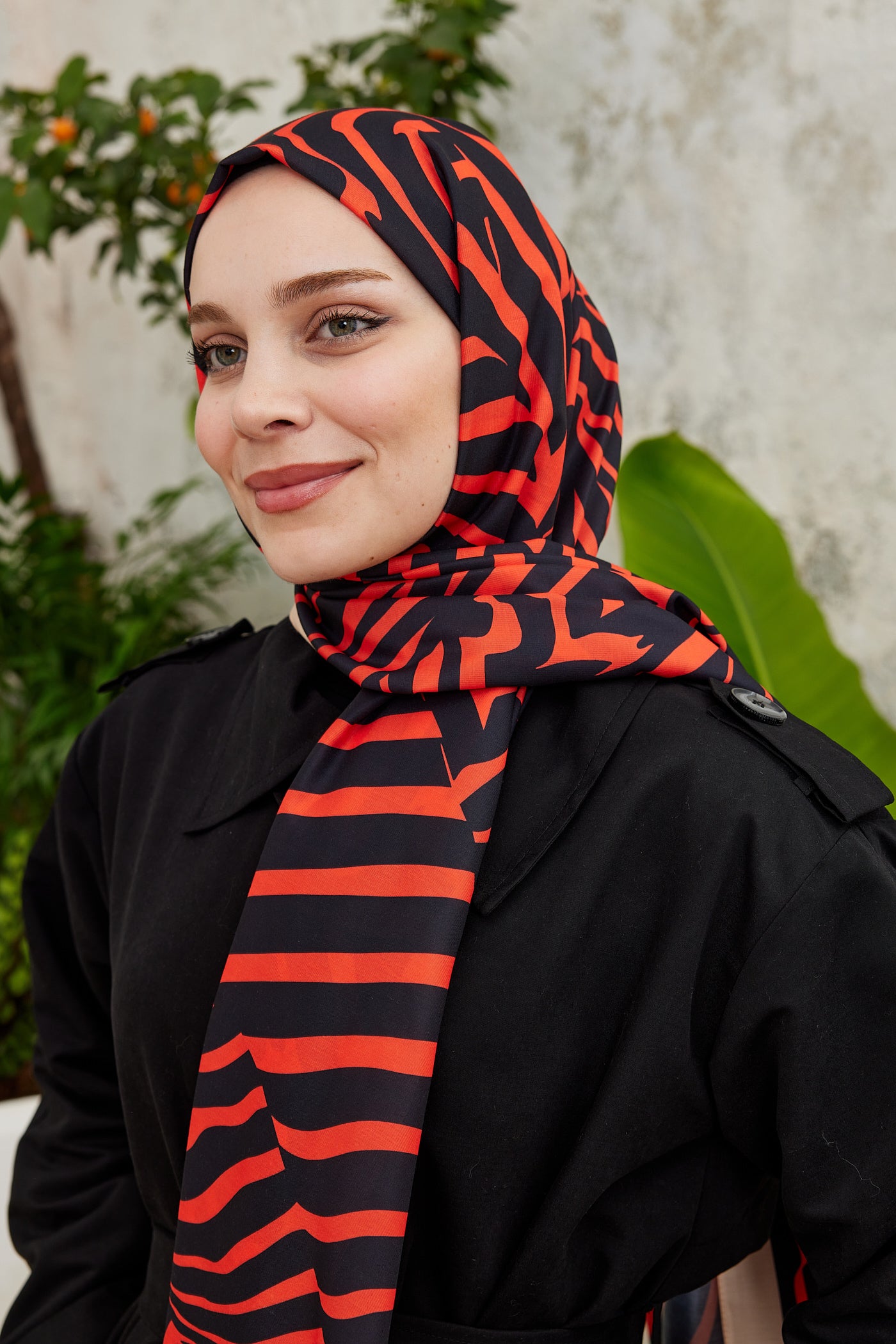 Tesettür Giyim - Pro Line Zebra Desen Şal - Siyah - Kırmızı - Emproyal