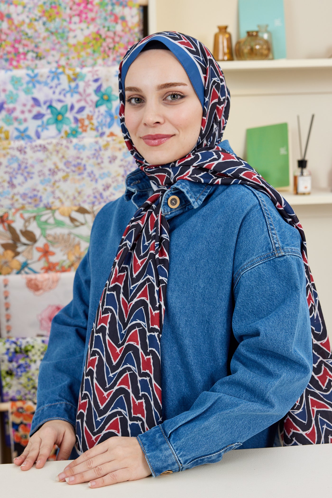 Tesettür Giyim - Pro Line Vera Desen Şal - Lacivert - Kırmızı - Emproyal