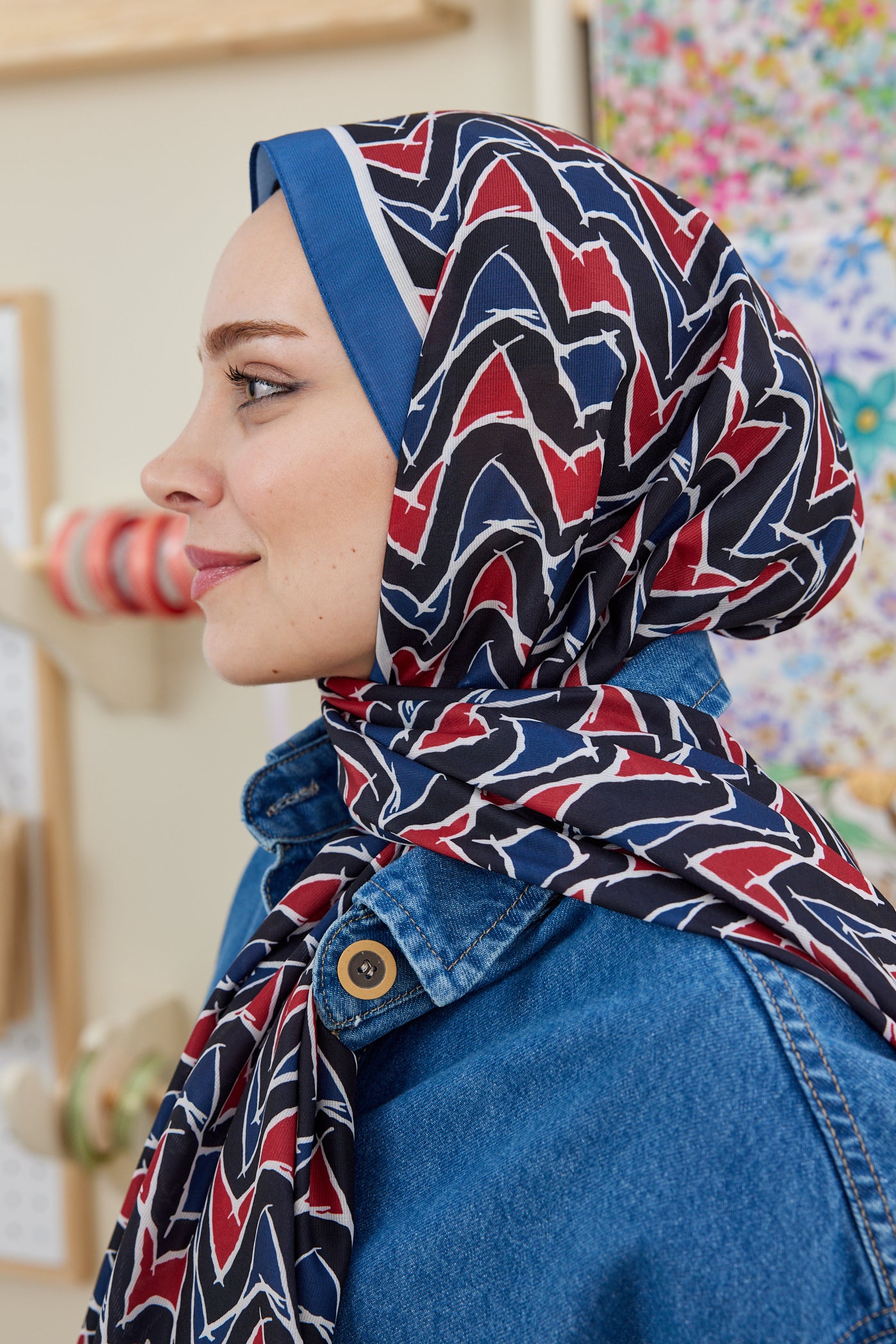 Tesettür Giyim - Pro Line Vera Desen Şal - Lacivert - Kırmızı - Emproyal