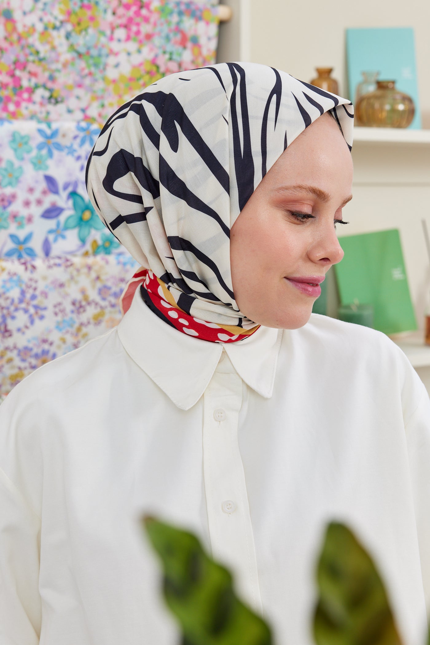 Tesettür Giyim - Pro Line Şeritli Zebra Desen Eşarp - Kırmızı - Emproyal