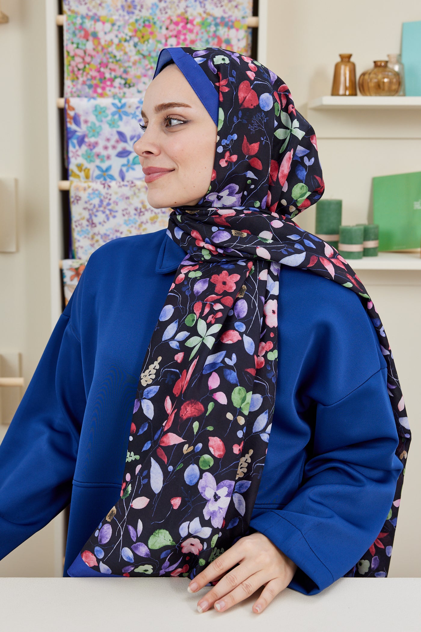 Tesettür Giyim - Pro Line Mimosa Desen Şal - Kırmızı - Siyah - Emproyal