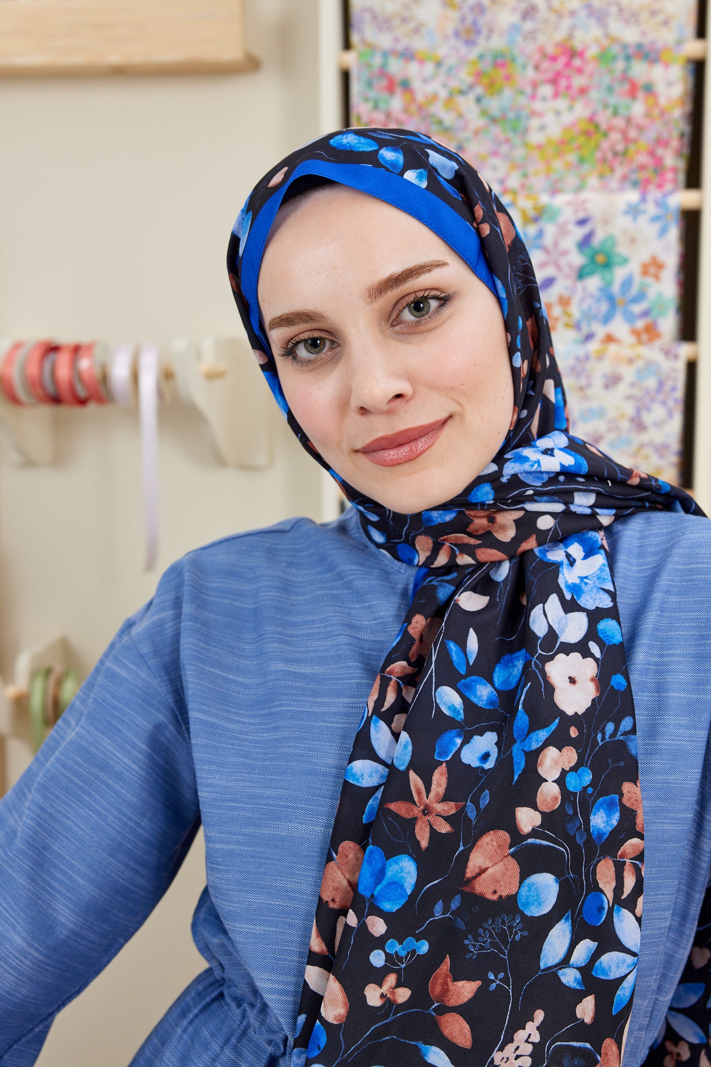 Tesettür Giyim - Pro Line Mimosa Desen Şal - Siyah - Saks - Emproyal