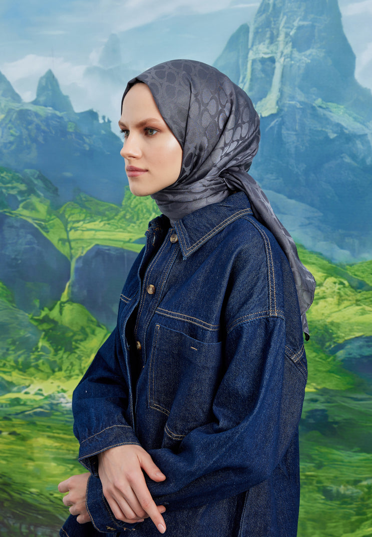 Tesettür Giyim - Jakar Janjan Bloom Desen Şal - Füme - Emproyal