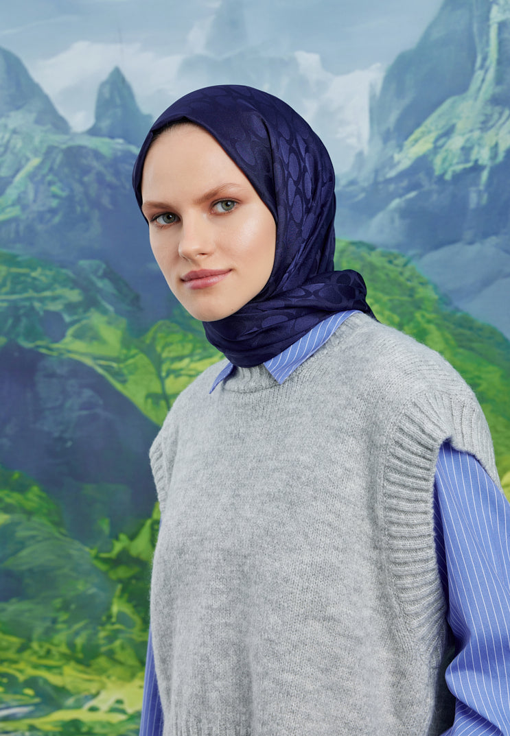 Tesettür Giyim - Jakar Janjan Bloom Desen Şal - Gece Mavisi - Emproyal