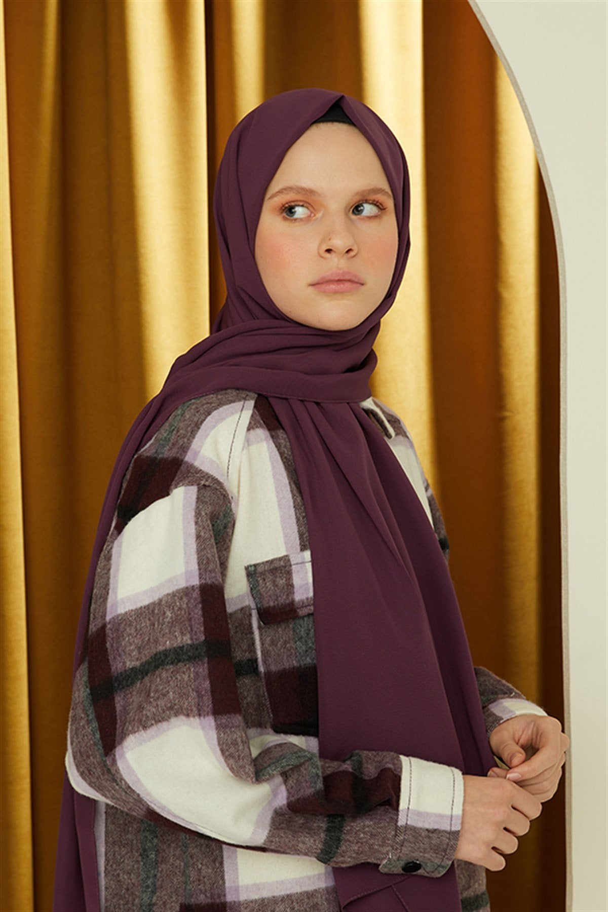 Tesettür Giyim - Düz Medine İpeği Şal - Açık Mürdüm - Emproyal