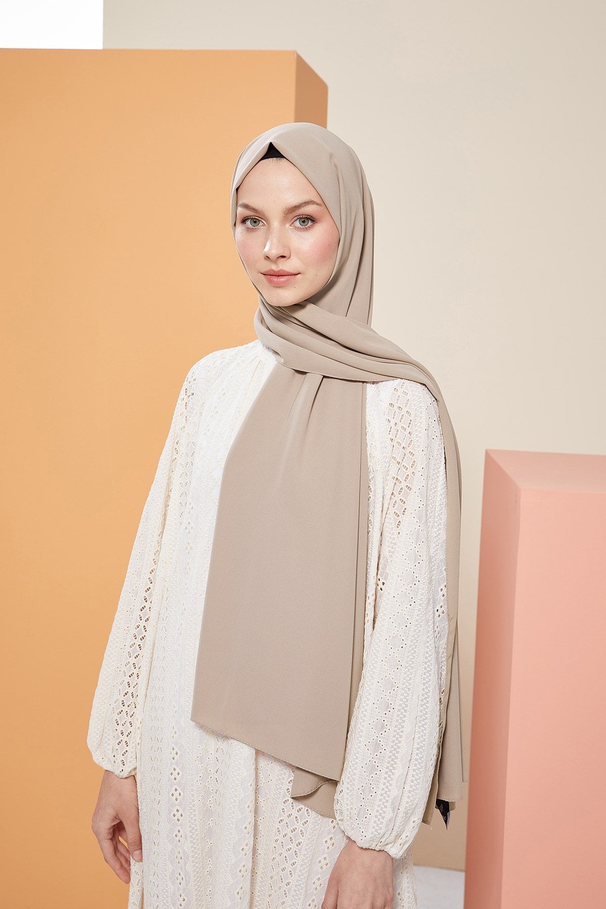 Tesettür Giyim - Düz Medine İpeği Şal - Çakıl Taşı - Emproyal