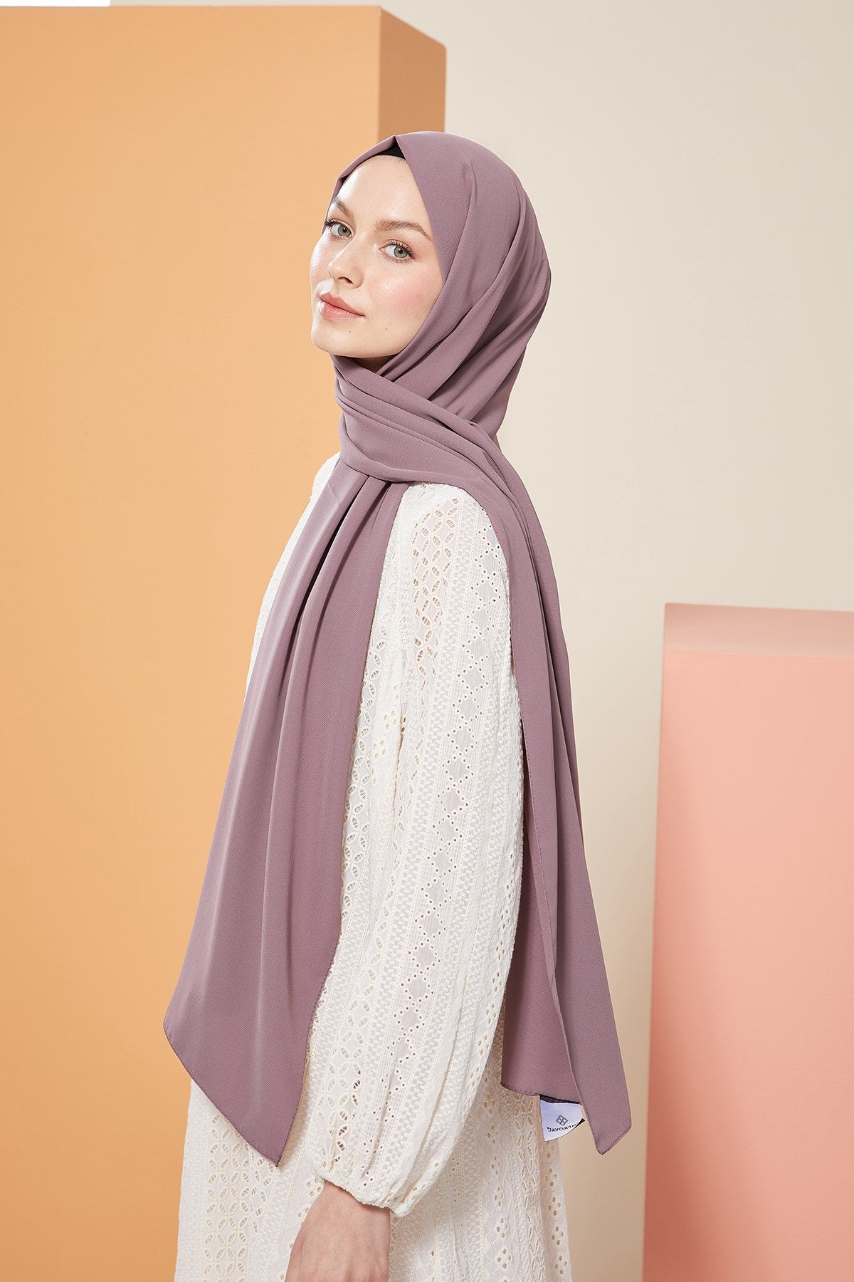 Tesettür Giyim - Düz Medine İpeği Şal - Soft Mor - Emproyal