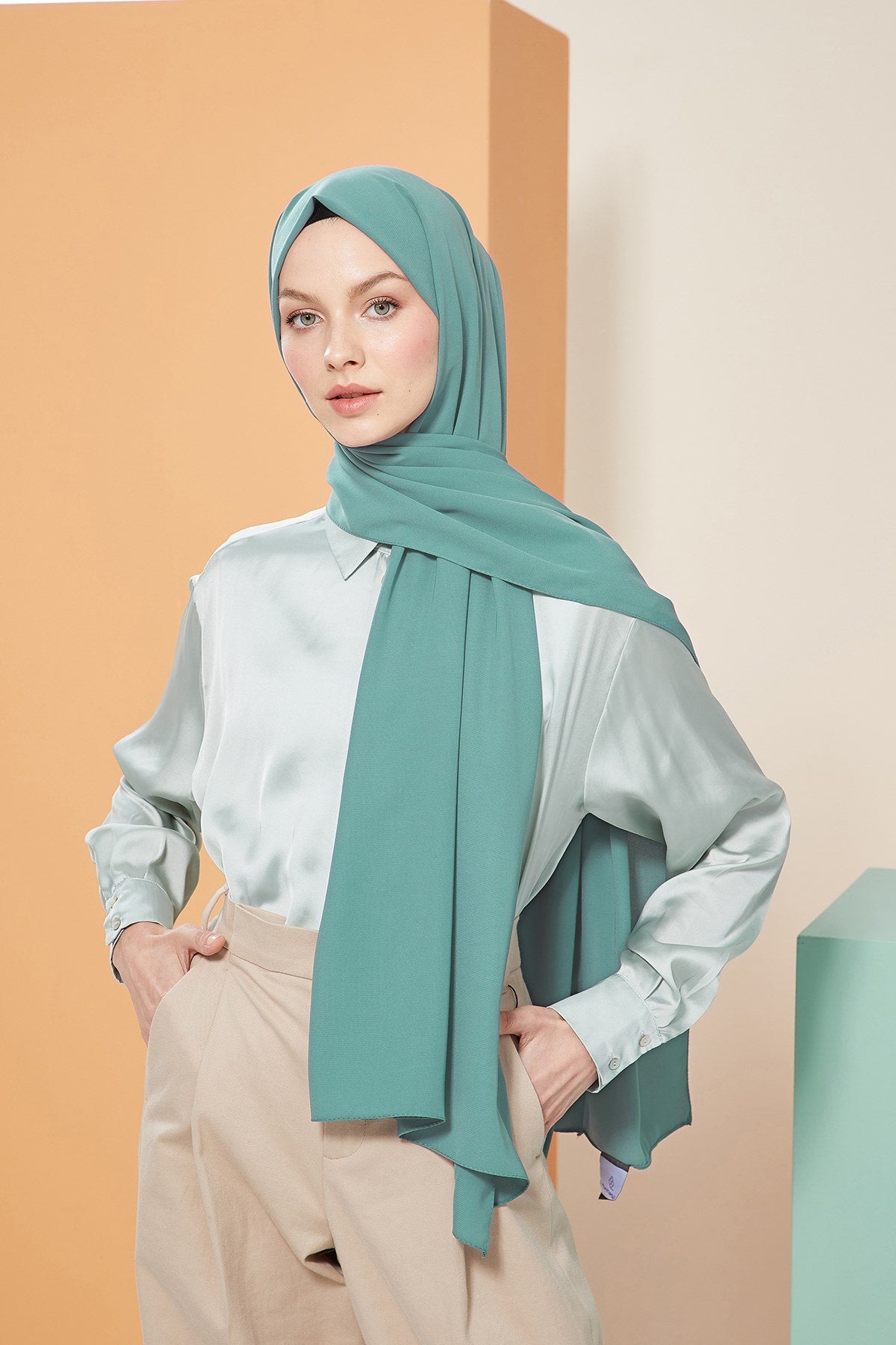 Tesettür Giyim - Düz Medine İpeği Şal - Turkuaz - Emproyal