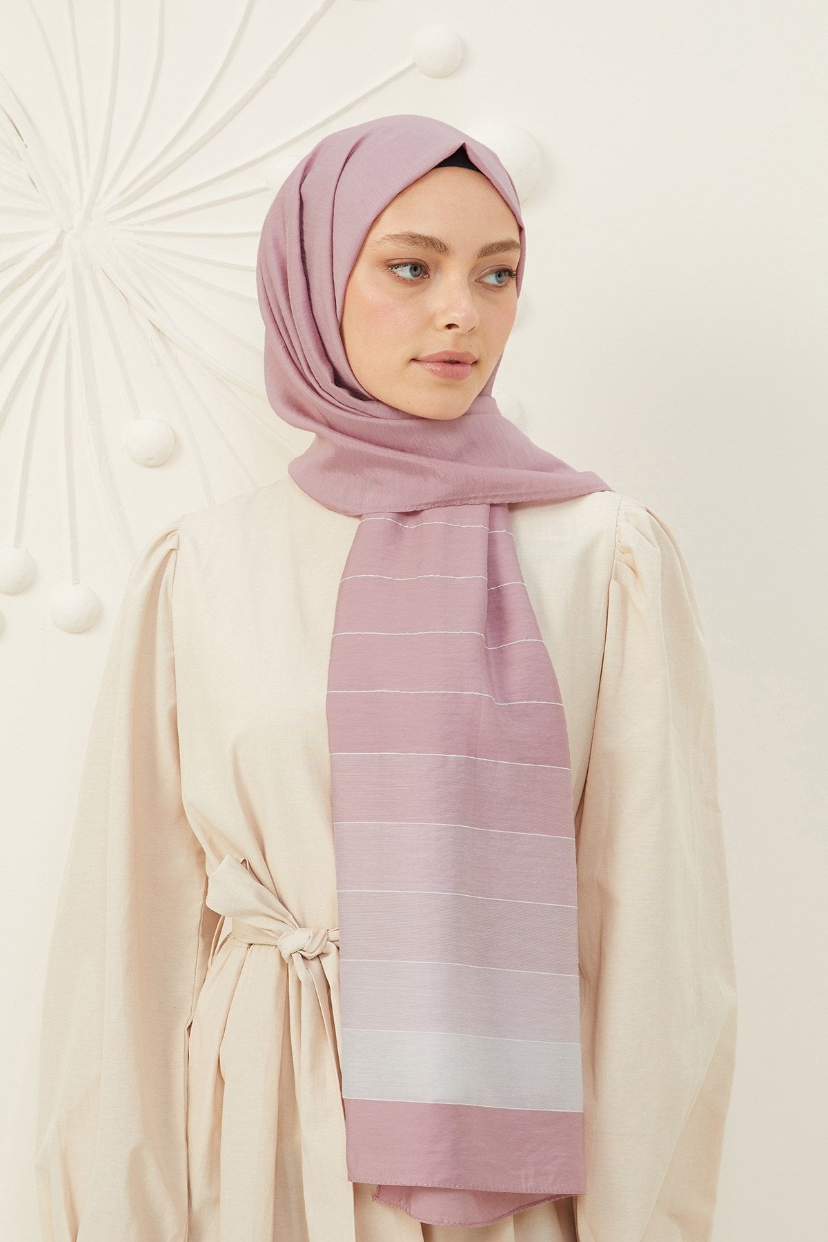Tesettür Giyim - Piano Şal - Pudra - Emproyal