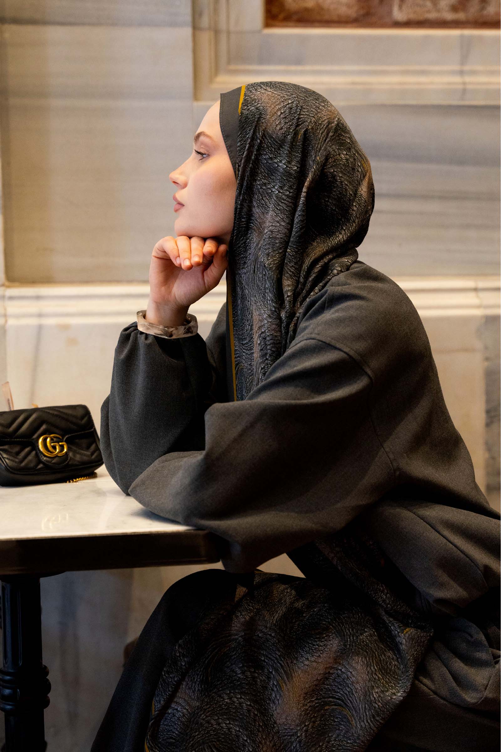 Lyocell Kumaş Nedir? Eşarp ve Şallarda Neden Tercih Edilir?