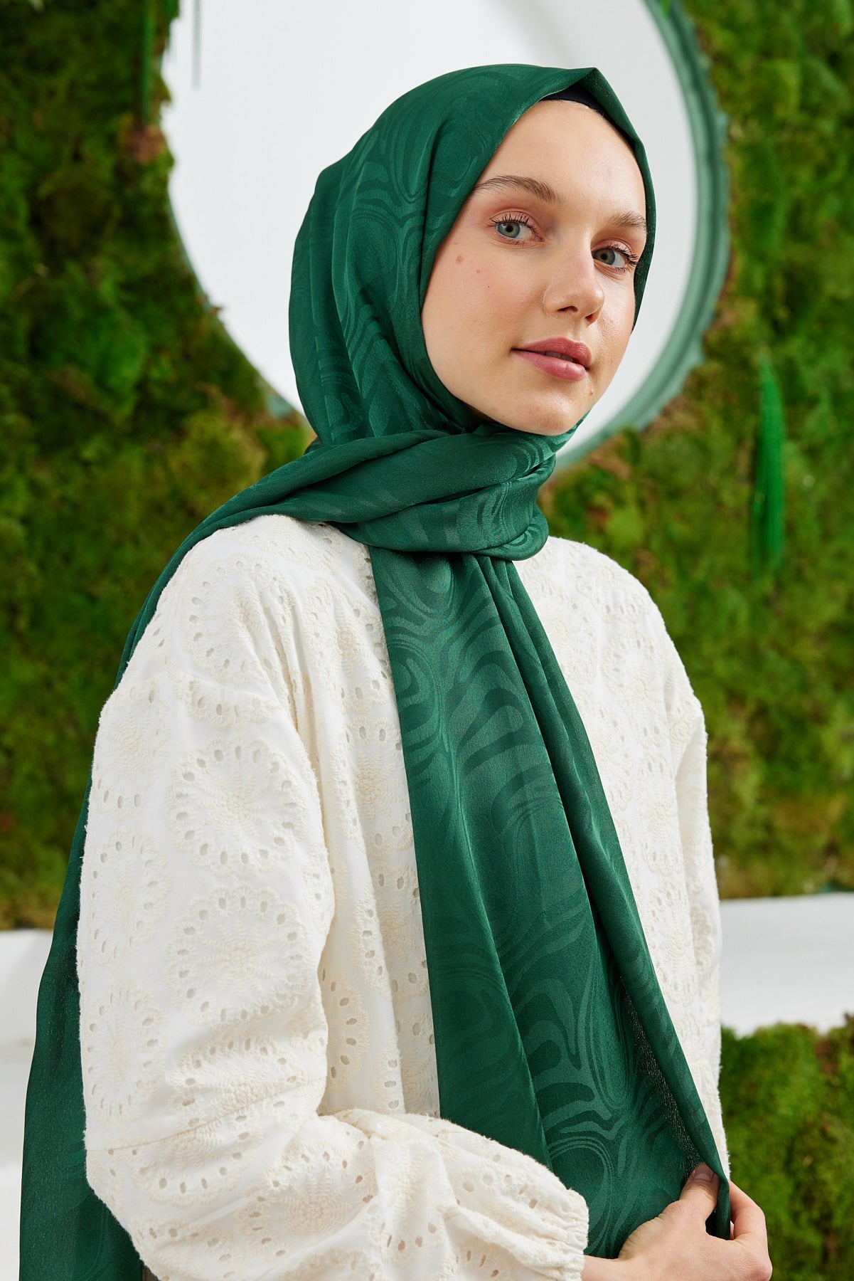 Tesettür Giyim - Jakar Janjan Dalga Desen Şal - Zümrüt - Emproyal