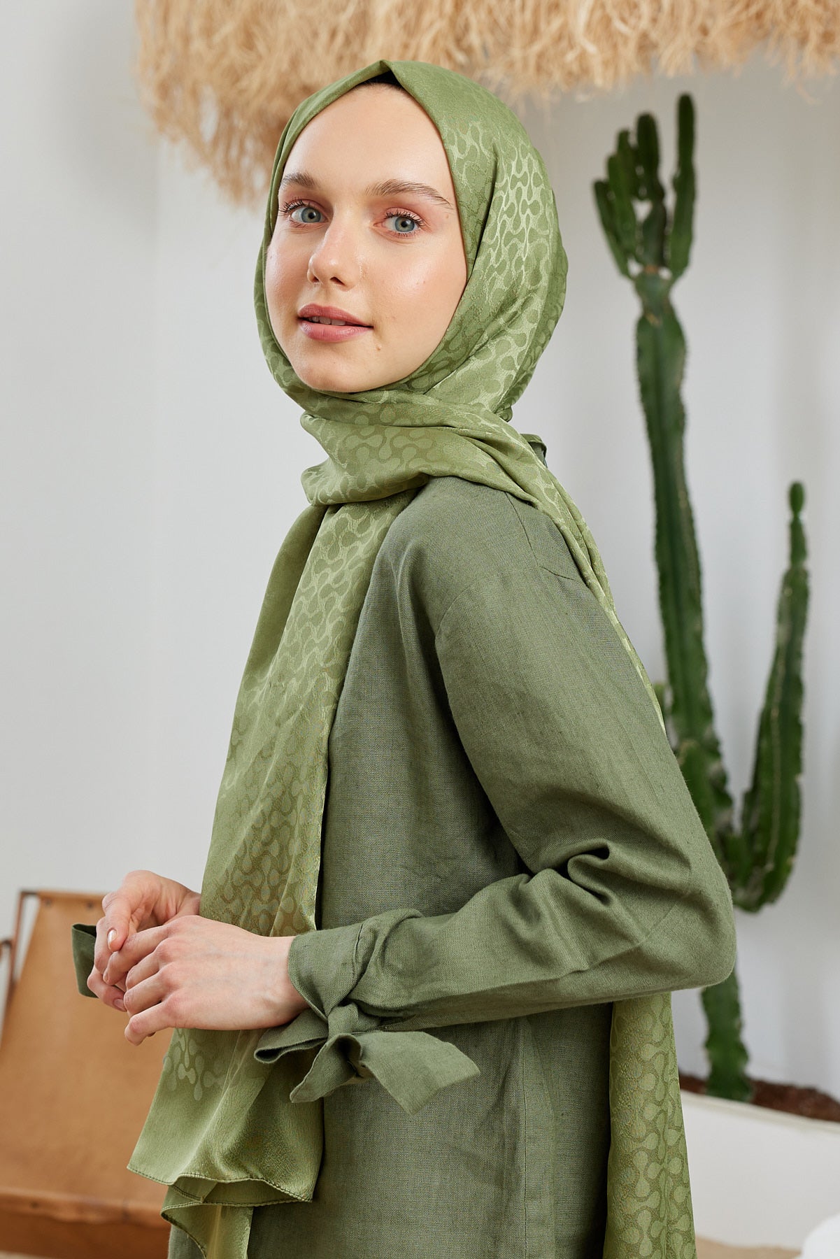 Tesettür Giyim - Jakar Janjan Koza Desen Şal - Açık Yeşil - Emproyal