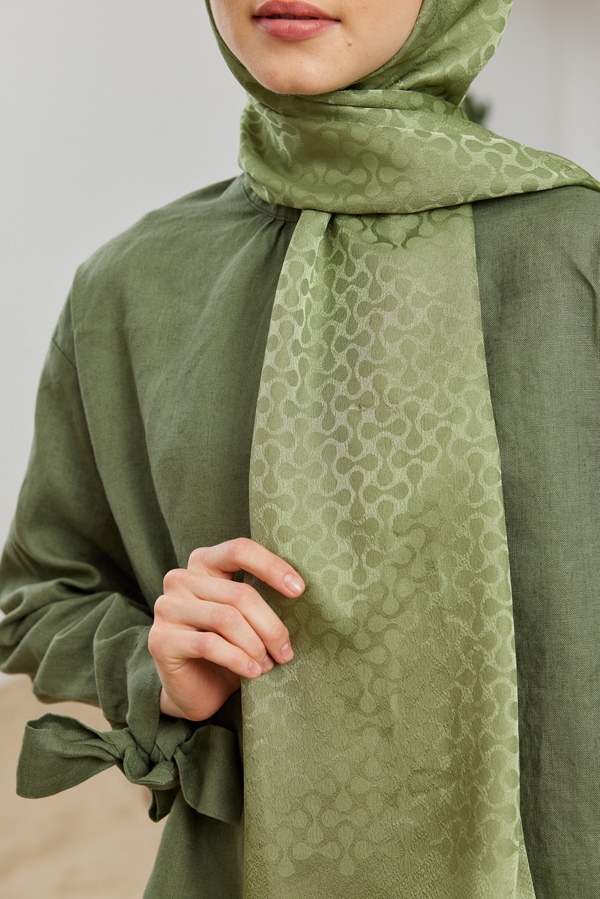 Tesettür Giyim - Jakar Janjan Koza Desen Şal - Açık Yeşil - Emproyal