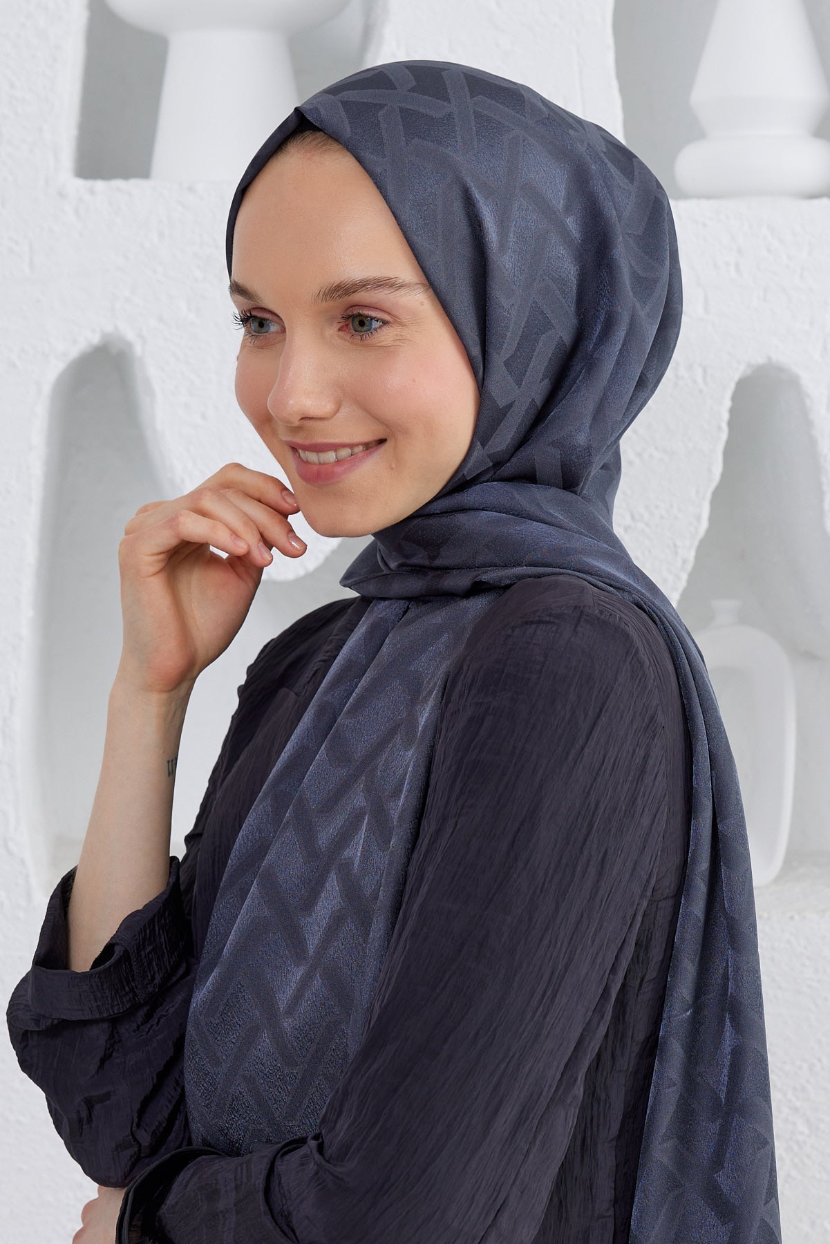 Tesettür Giyim - Jakar Janjan Line Desen Şal - Antrasit - Emproyal
