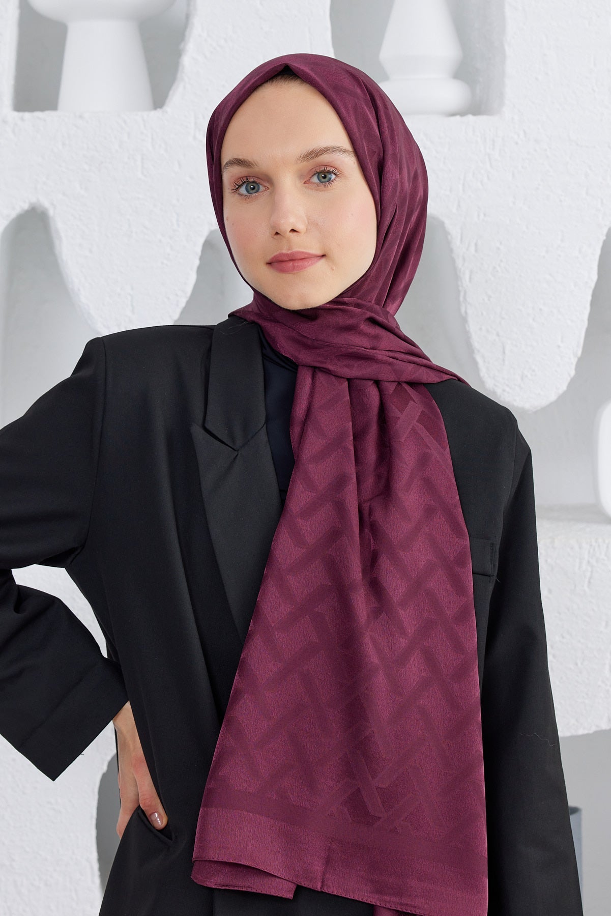 Tesettür Giyim - Jakar Janjan Line Desen Şal - Bordo - Emproyal