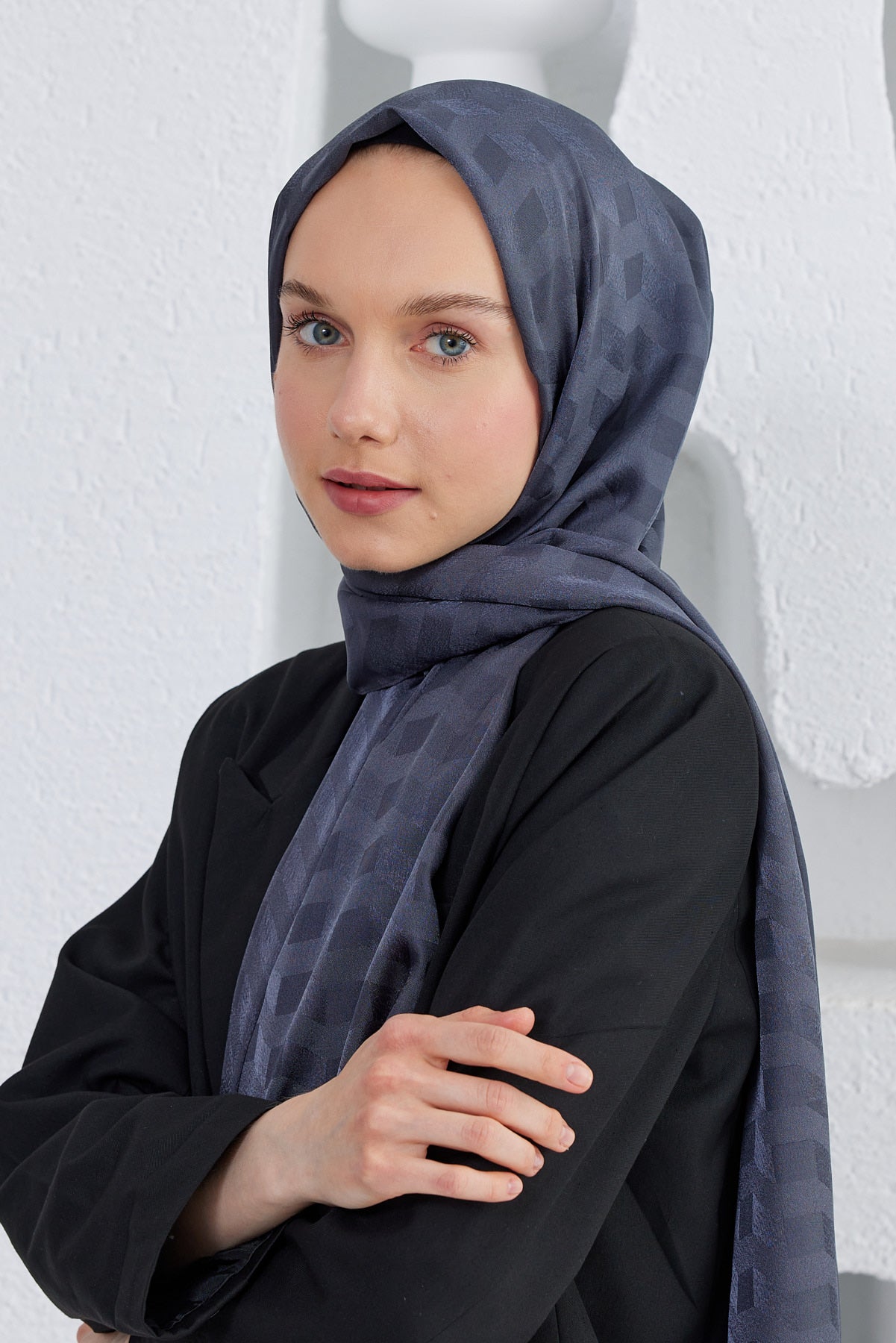 Tesettür Giyim - Jakar Janjan Mila Desen Şal - Antrasit - Emproyal