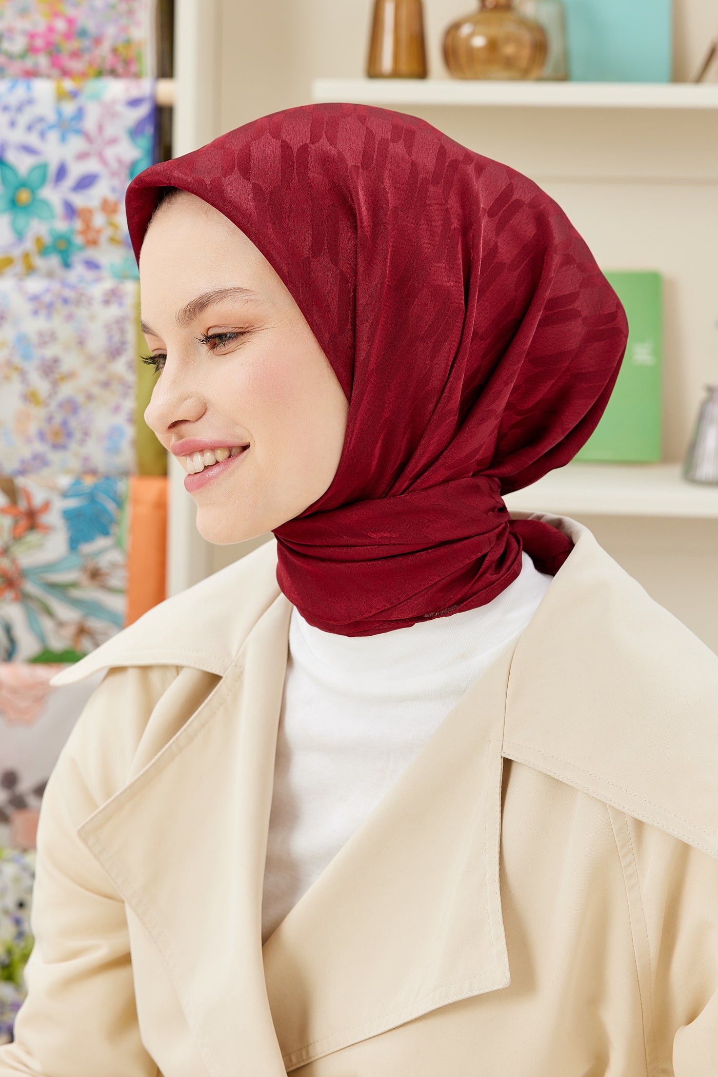 Tesettür Giyim - Jakar Janjan Zincir Desen Eşarp - Bordo - Emproyal