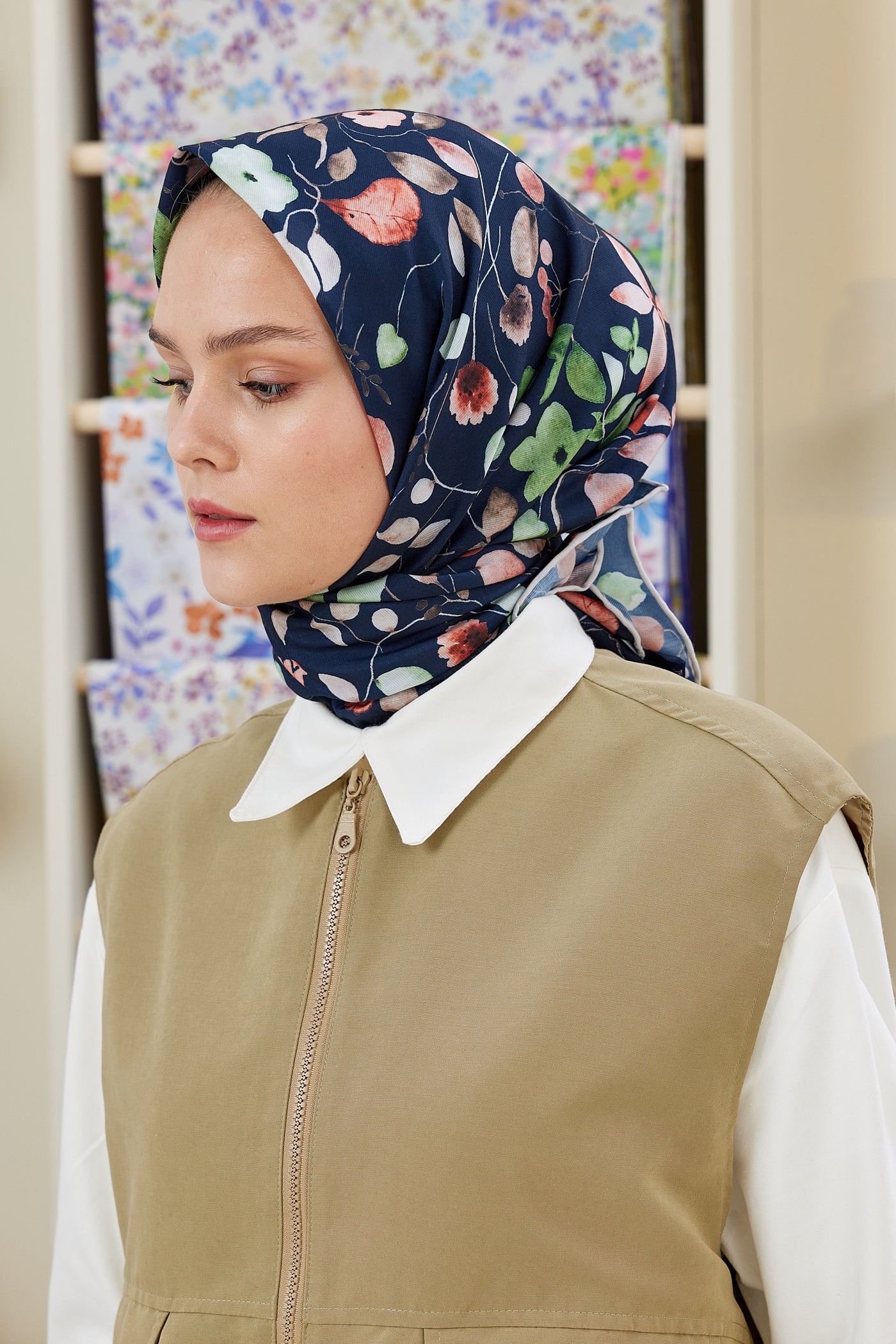 Tesettür Giyim - Pro Line Mimosa Desen Eşarp - Lacivert - Bej - Emproyal